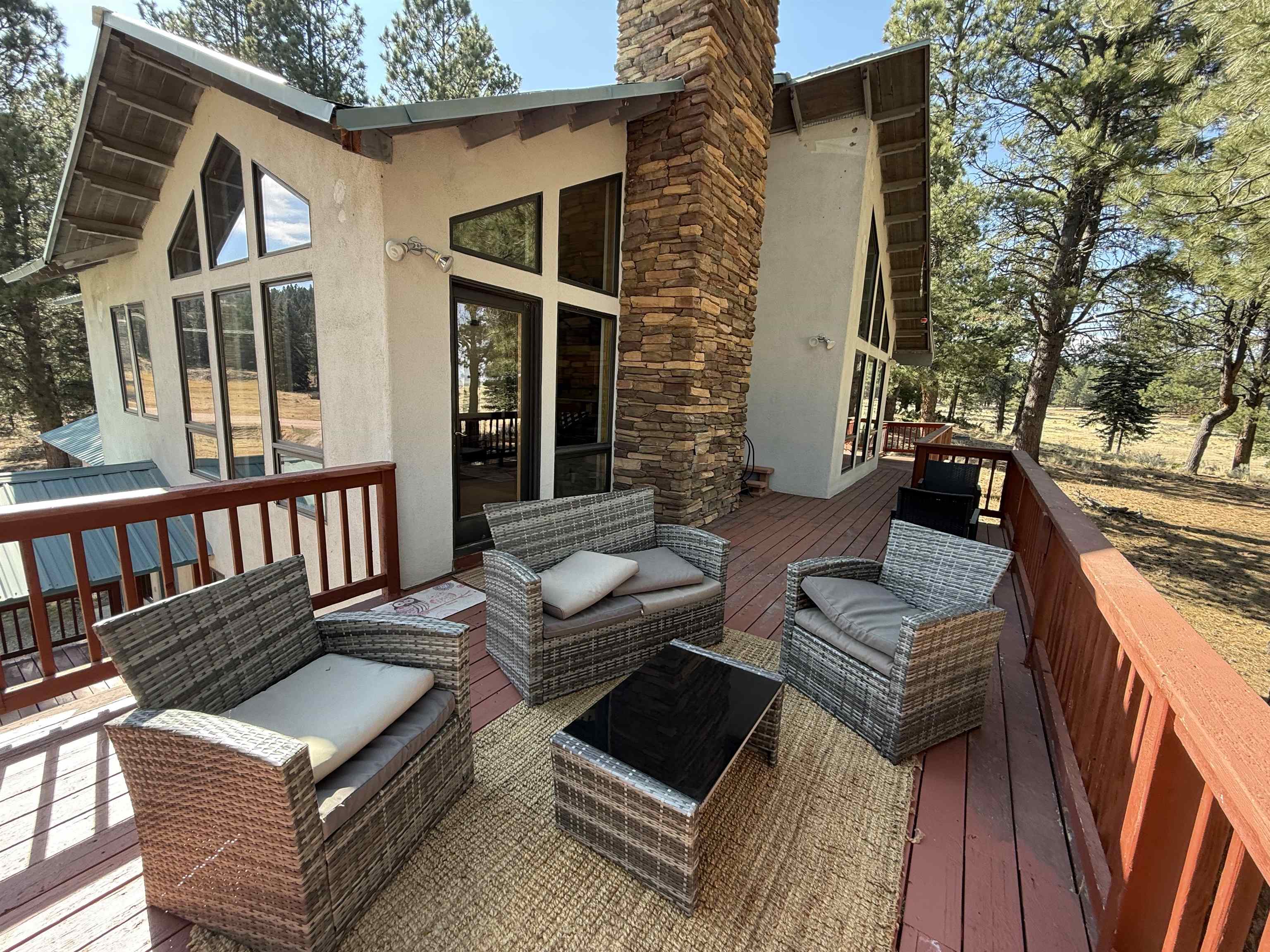 76 Armijo Dr