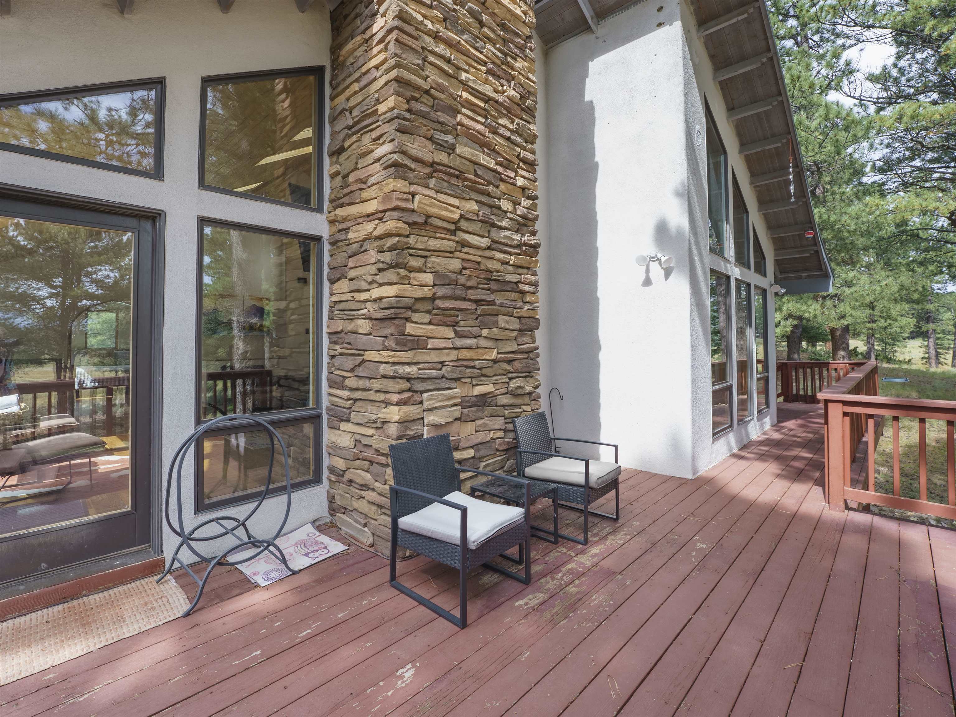 76 Armijo Dr