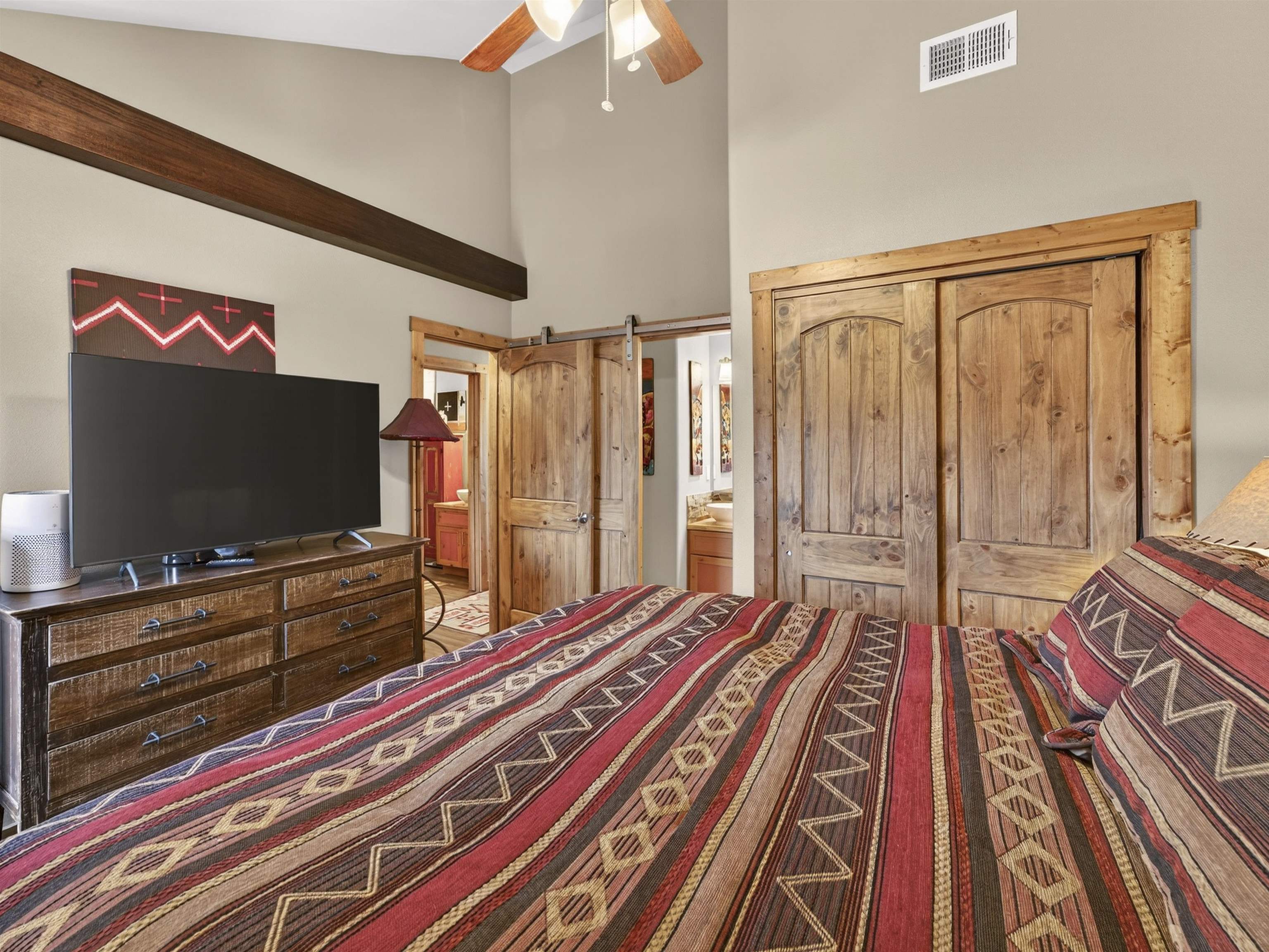 3465 Mountain View Blvd Unit: 18C