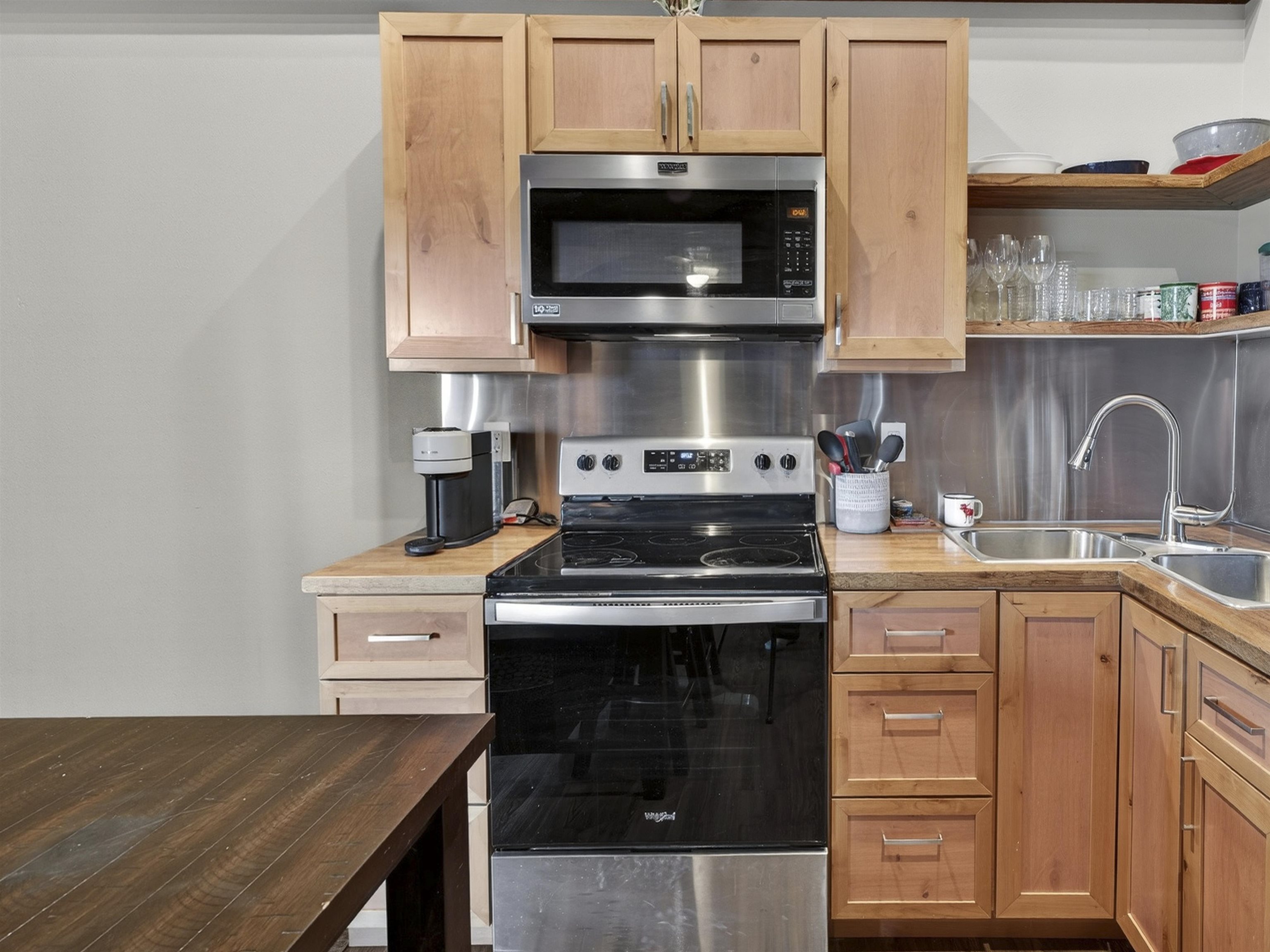 3465 Mountain View Blvd Unit: 18C