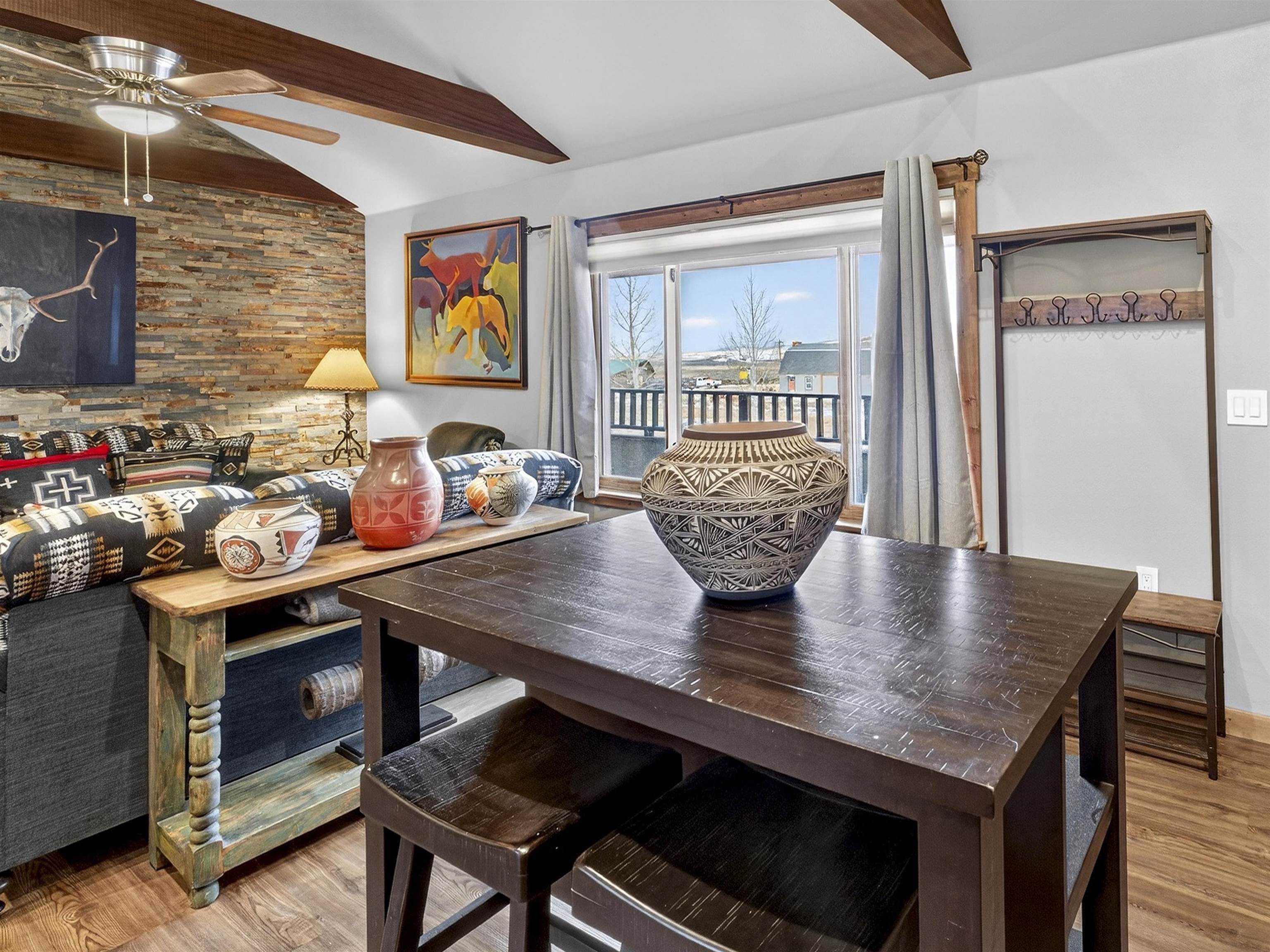 3465 Mountain View Blvd Unit: 18C