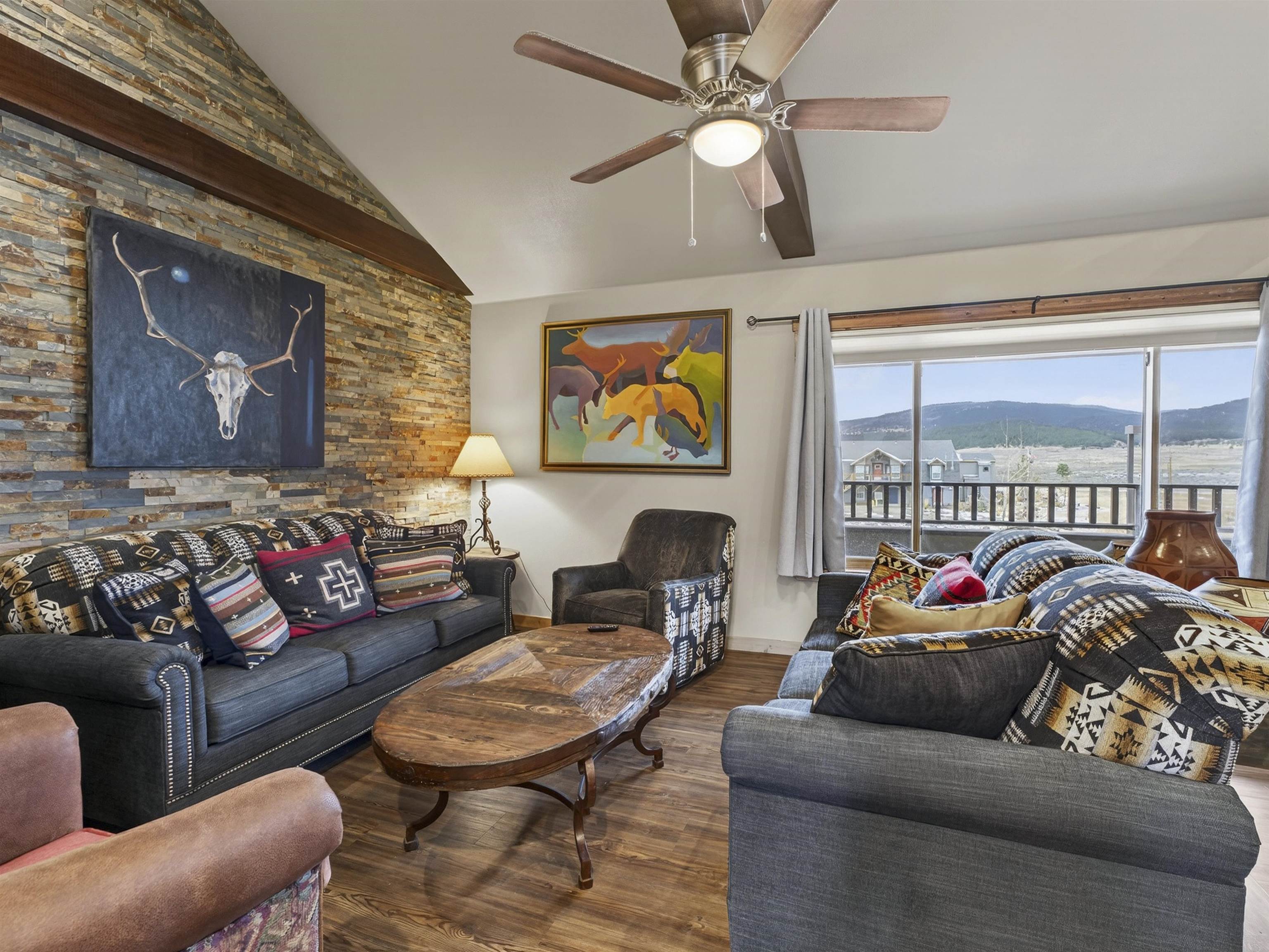 3465 Mountain View Blvd Unit: 18C