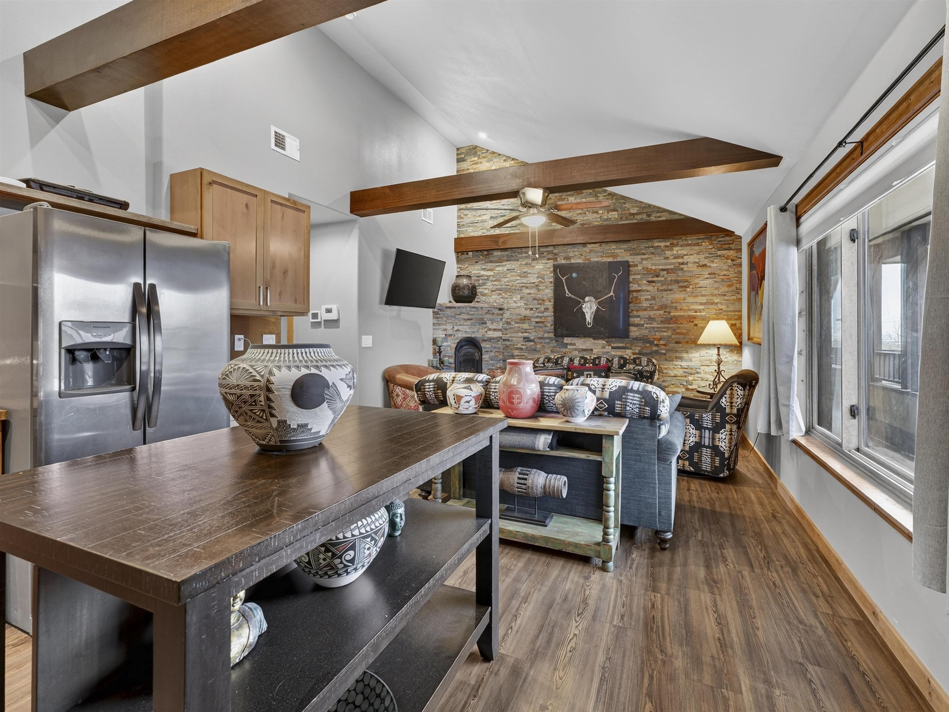 3465 Mountain View Blvd Unit: 18C