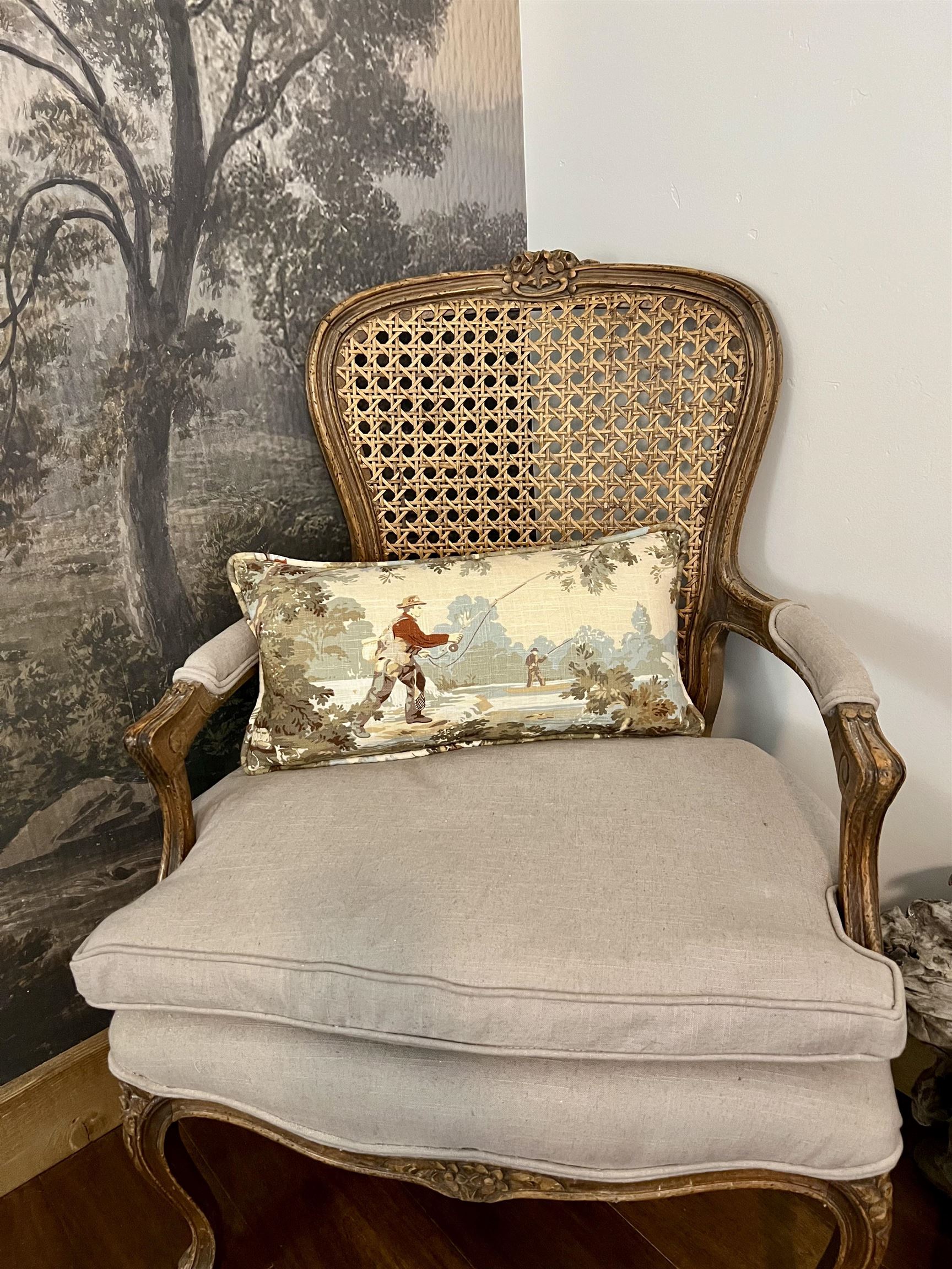 3465 Mountain View Blvd 11D