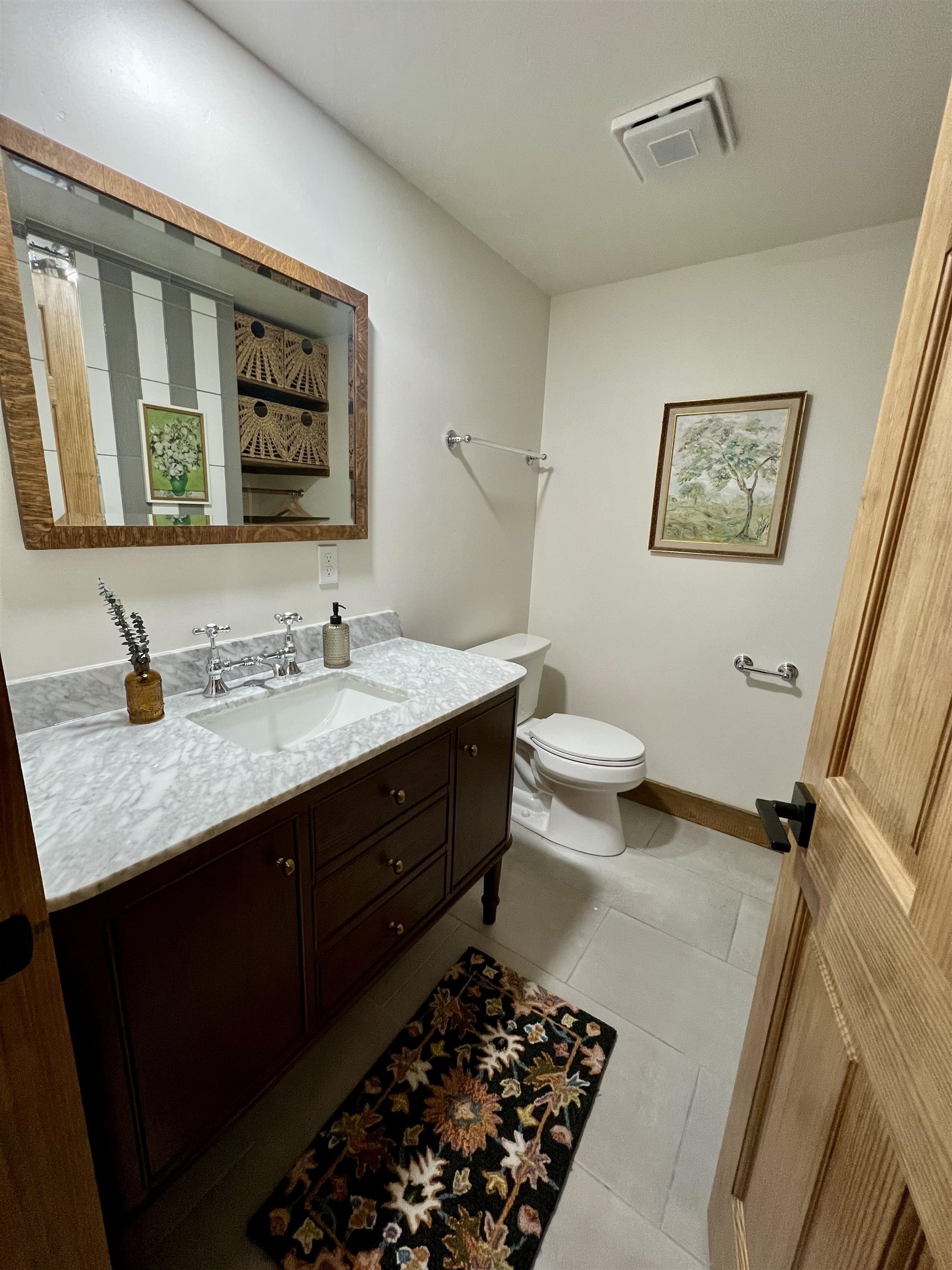 3465 Mountain View Blvd 11D