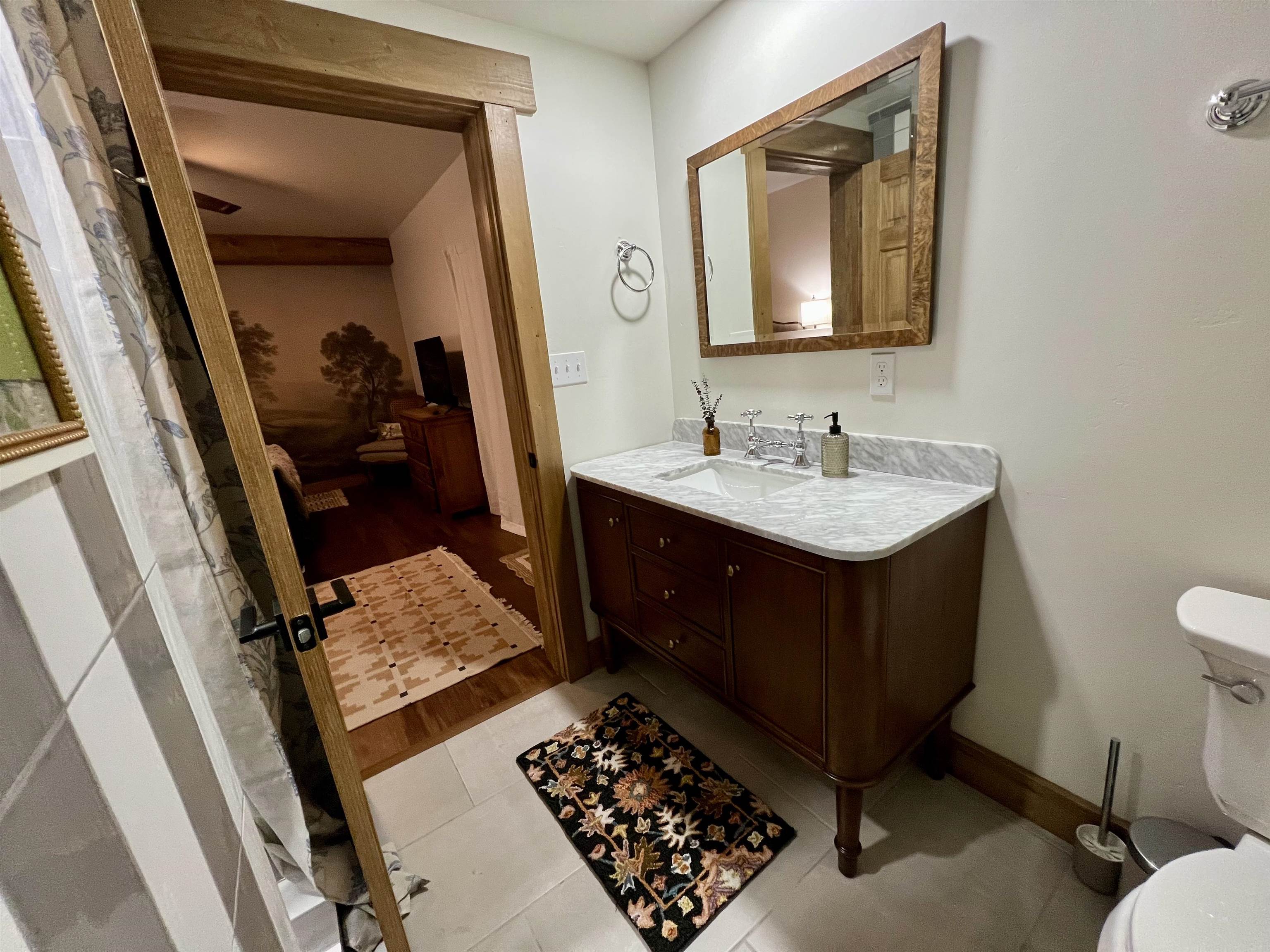 3465 Mountain View Blvd 11D