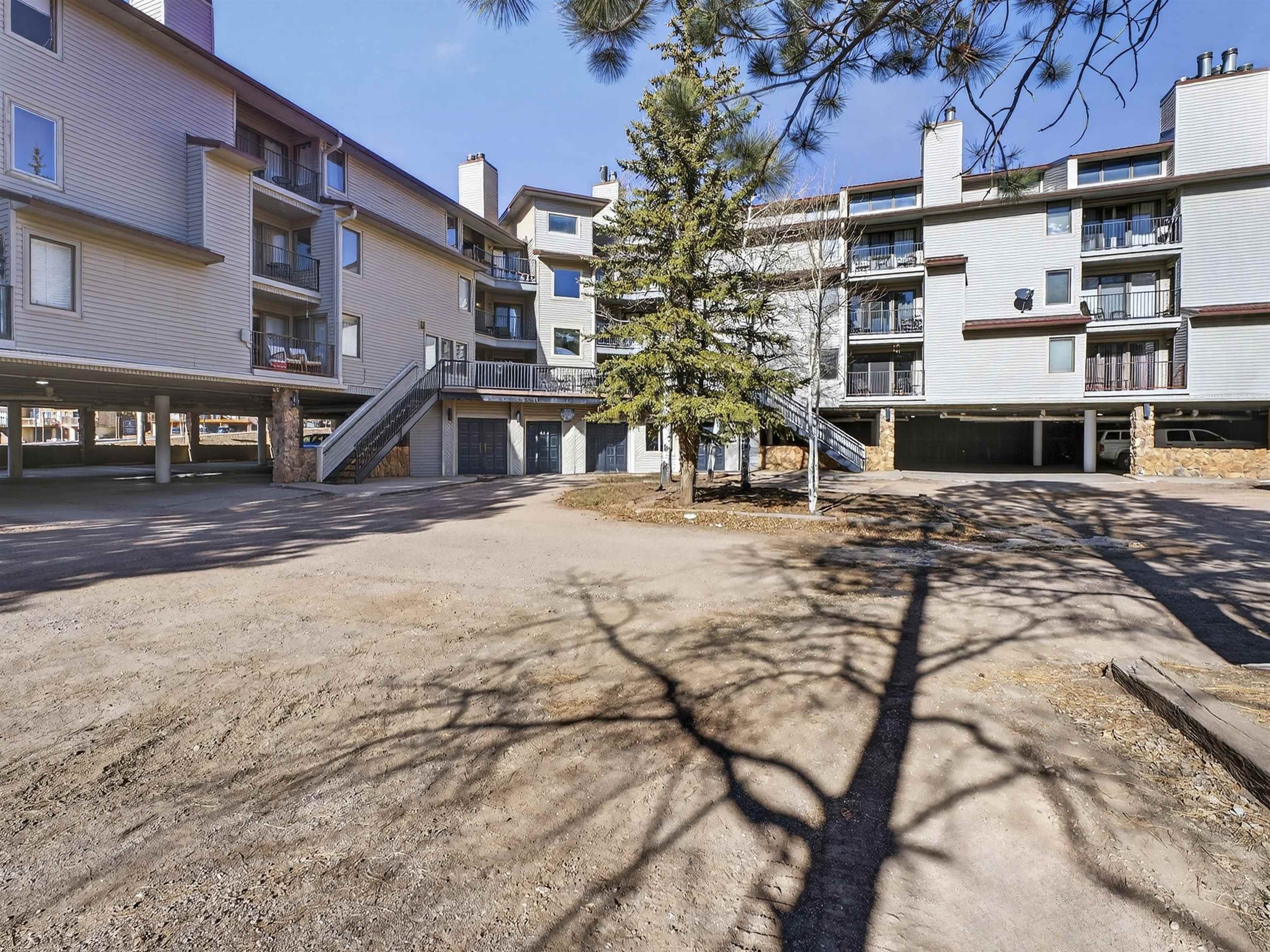 39 Vail Ave Unit: 111