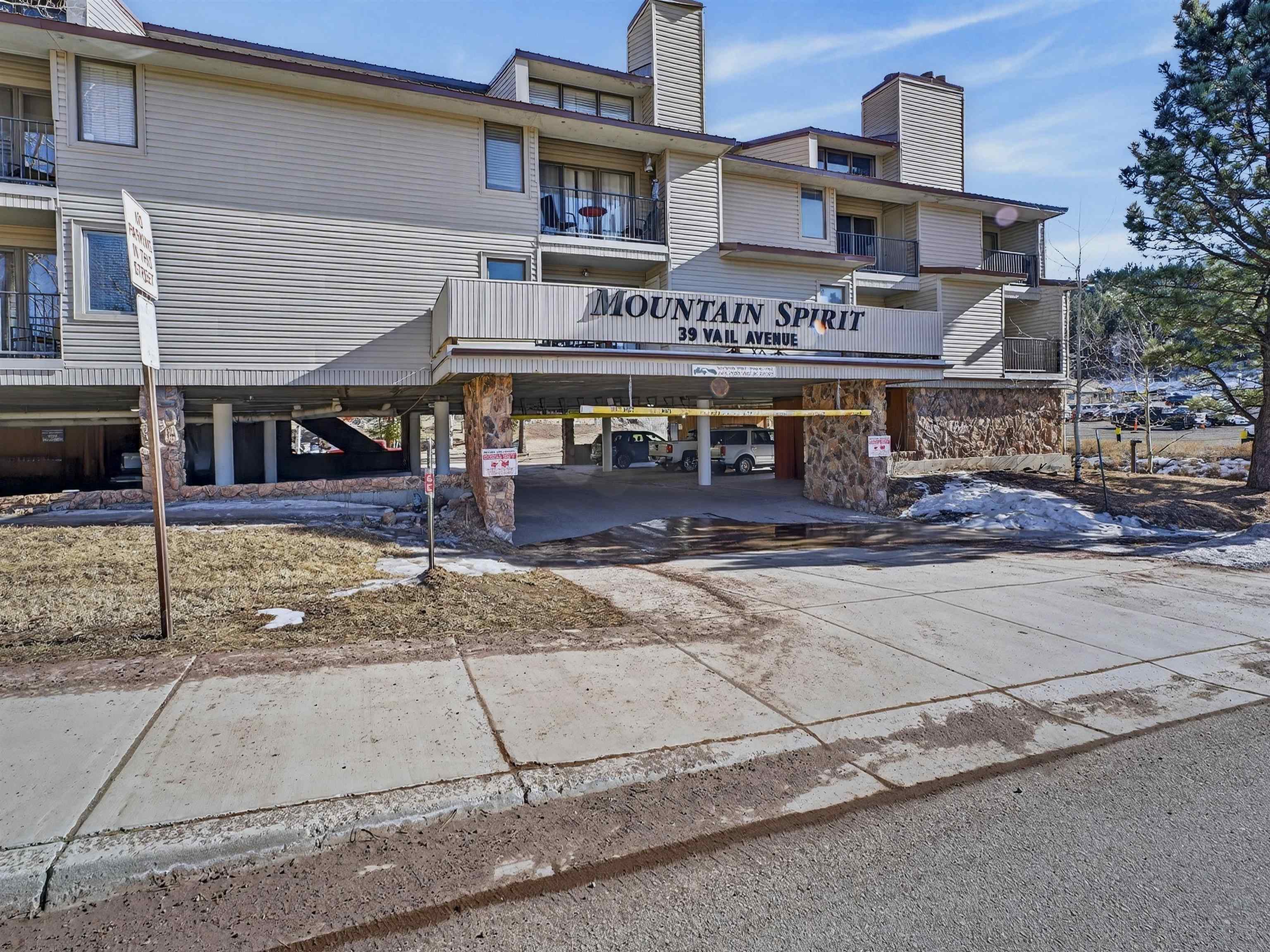 39 Vail Ave Unit: 111