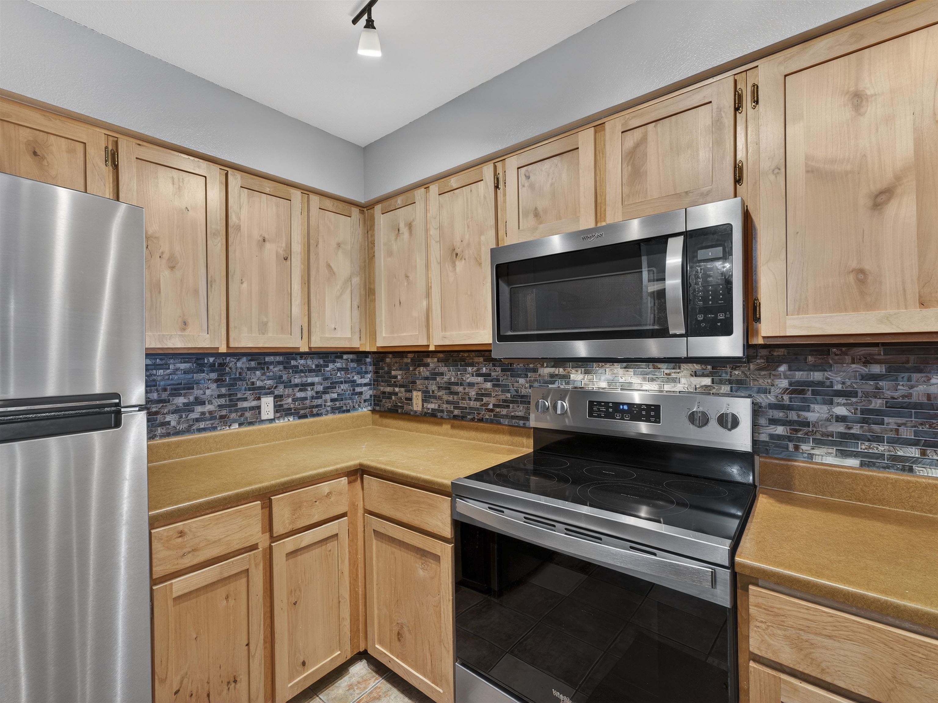 39 Vail Ave Unit: 111