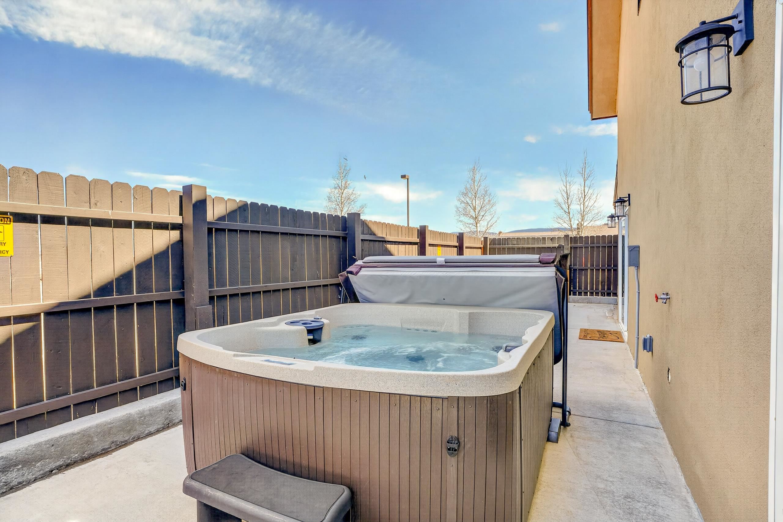 3465 Mountain View Blvd 12D