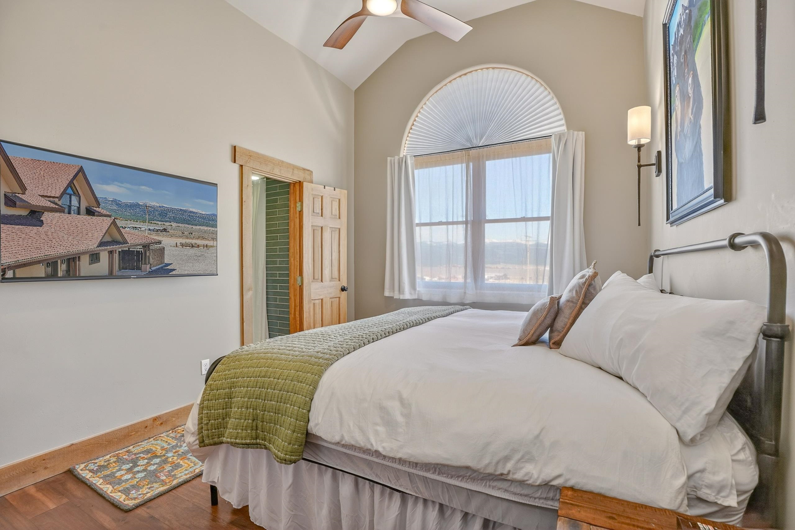 3465 Mountain View Blvd 12D