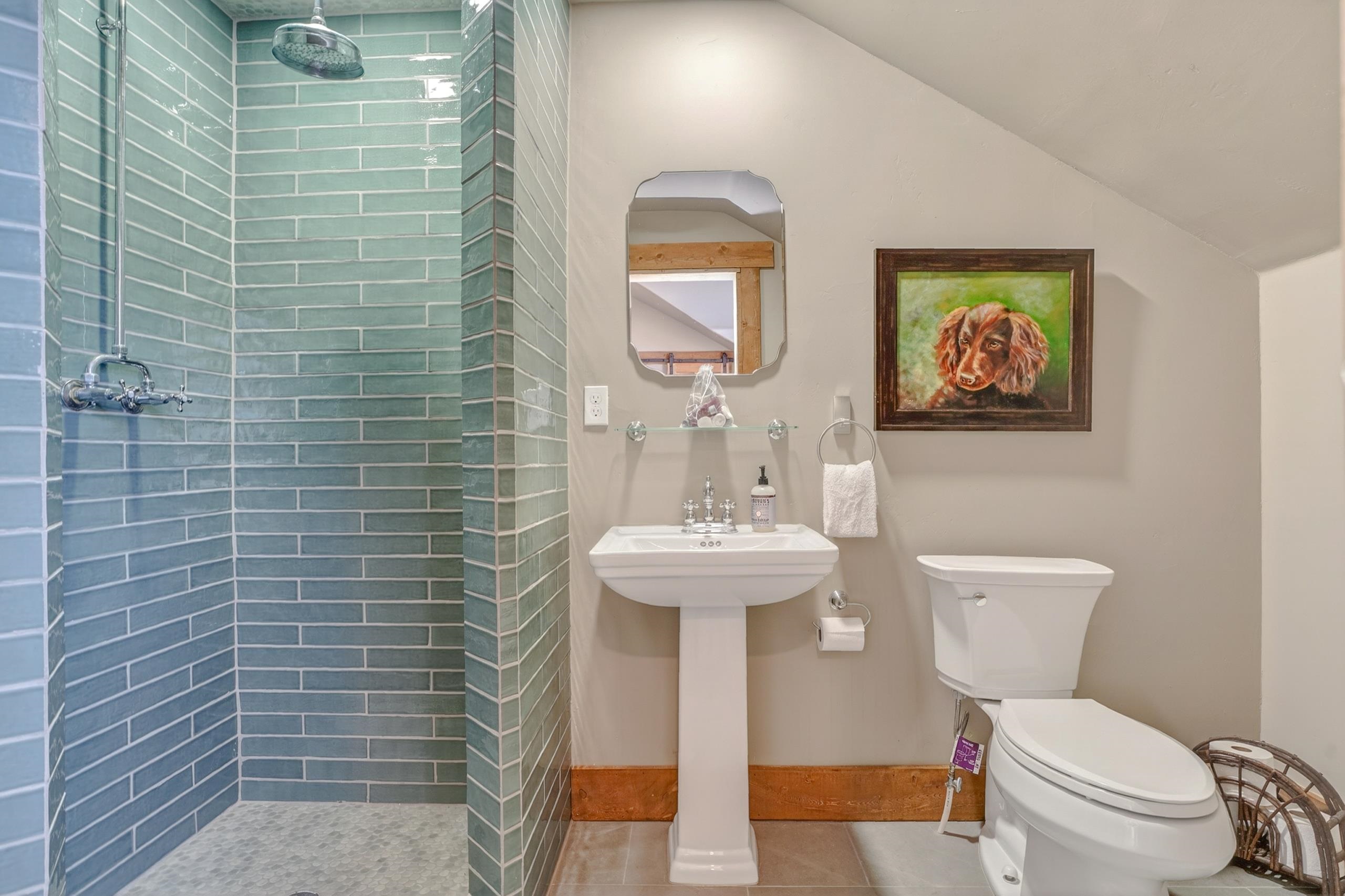 3465 Mountain View Blvd 12D