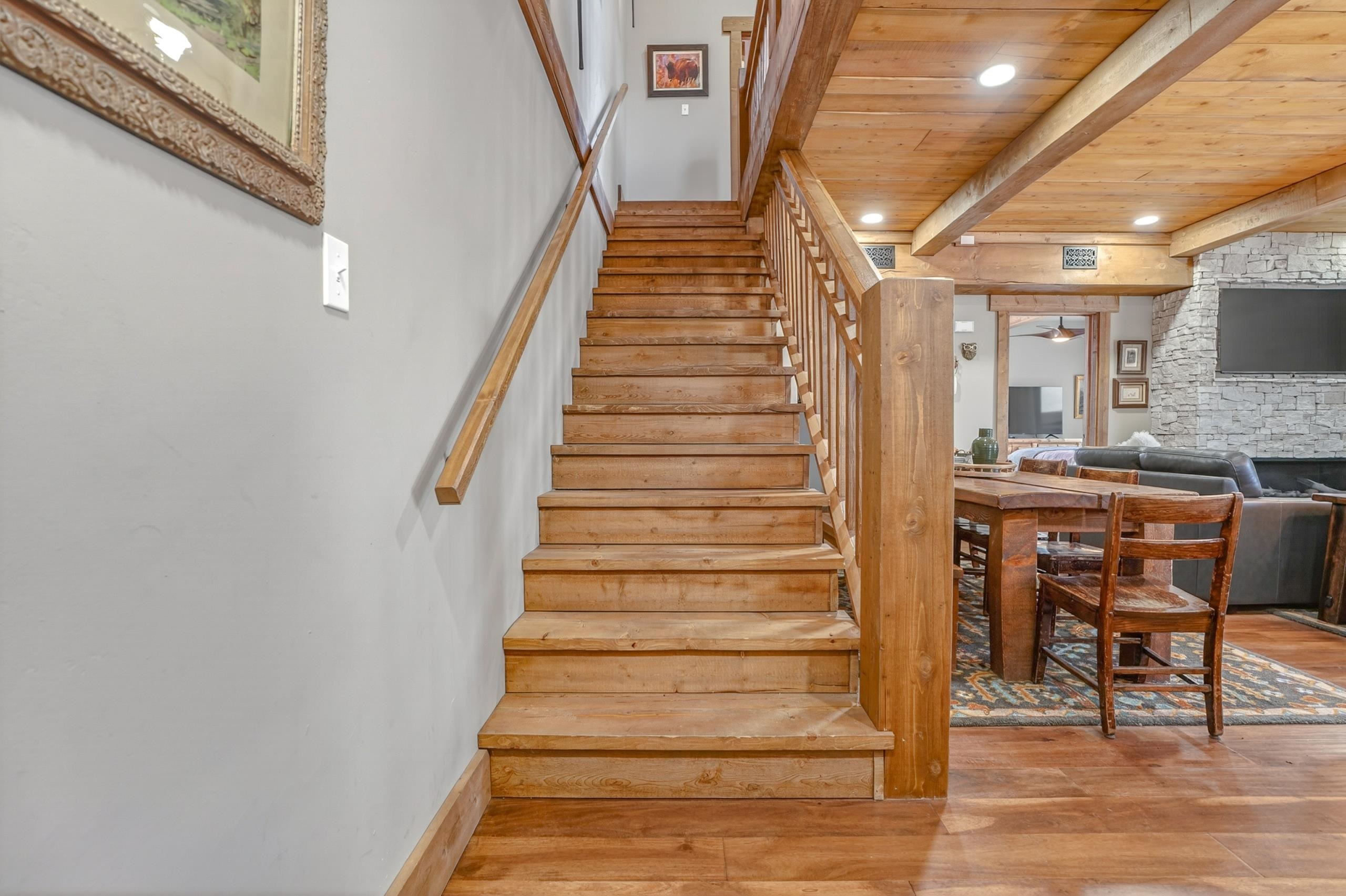 3465 Mountain View Blvd 12D
