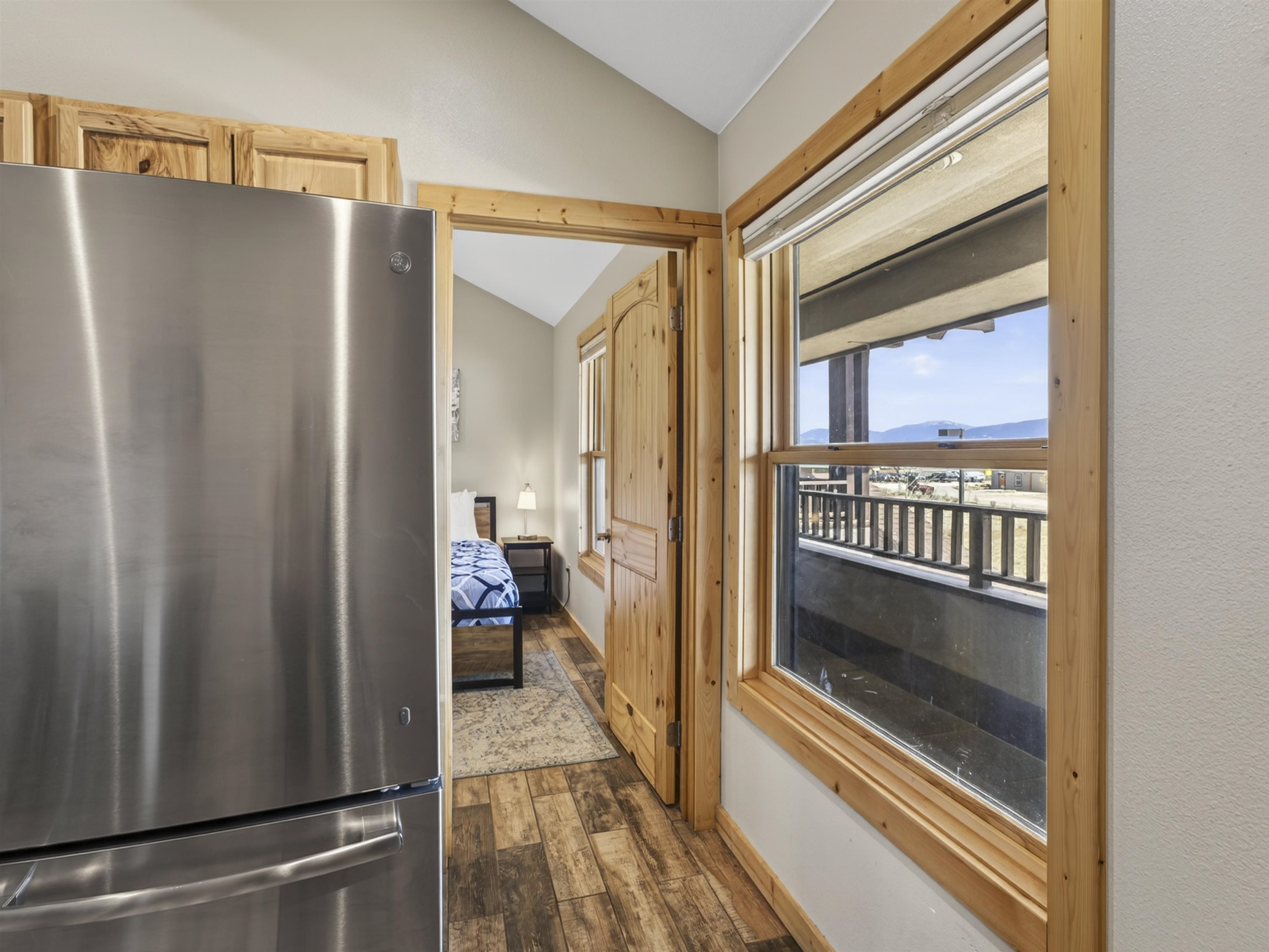 3465 Mountain View Blvd Unit: 16B
