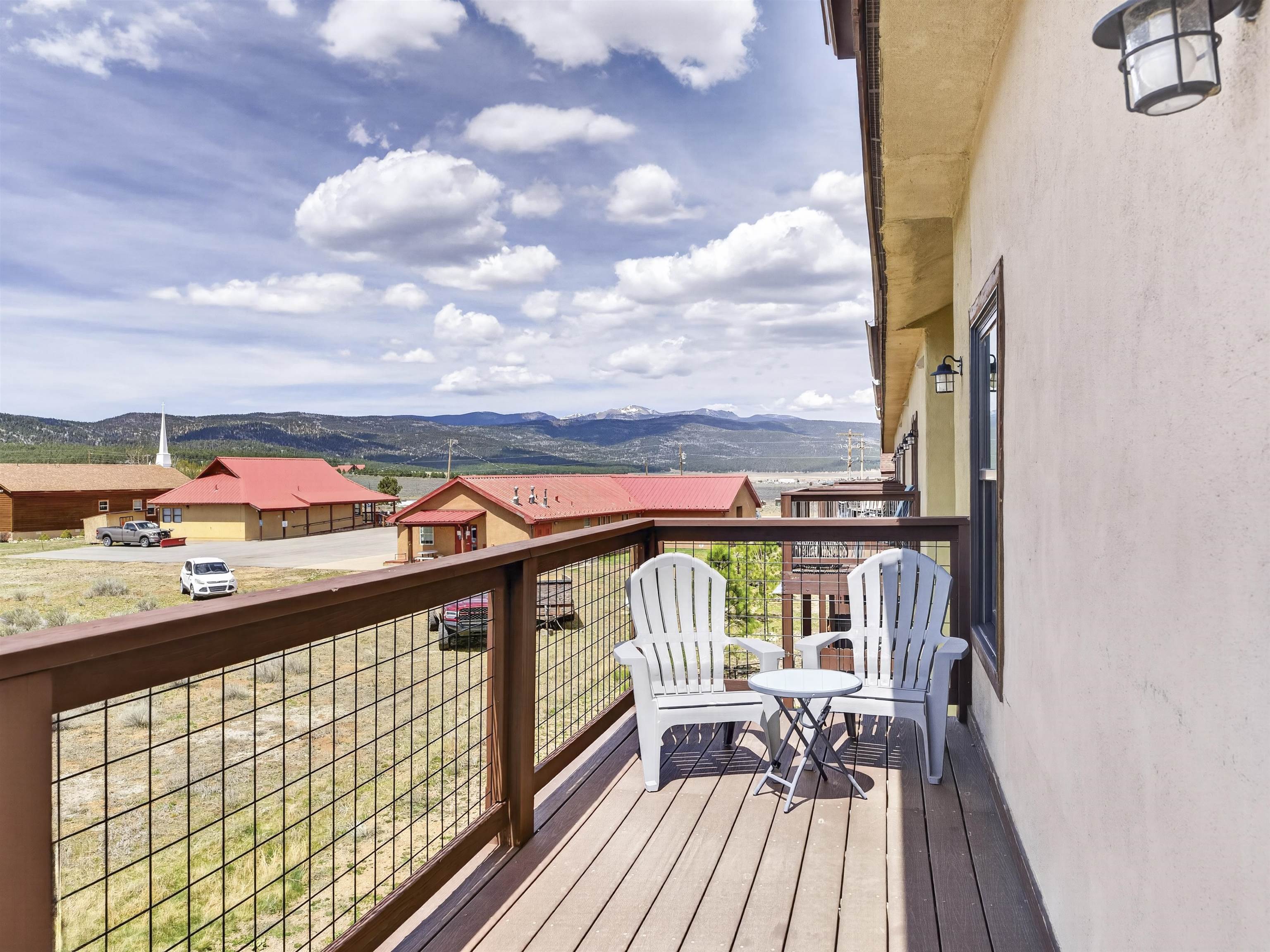3465 Mountain View Blvd Unit: 16B