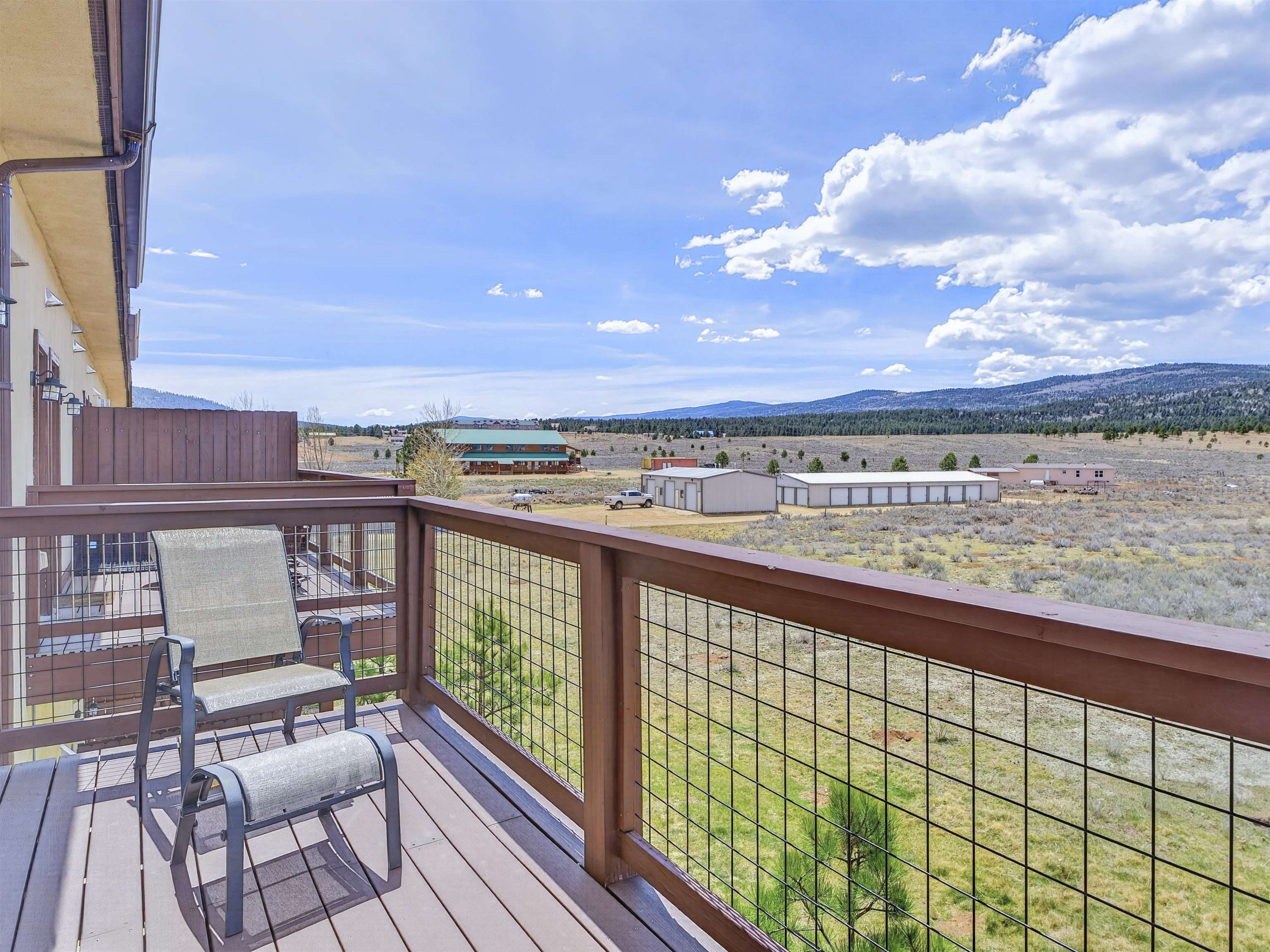 3465 Mountain View Blvd Unit: 16B