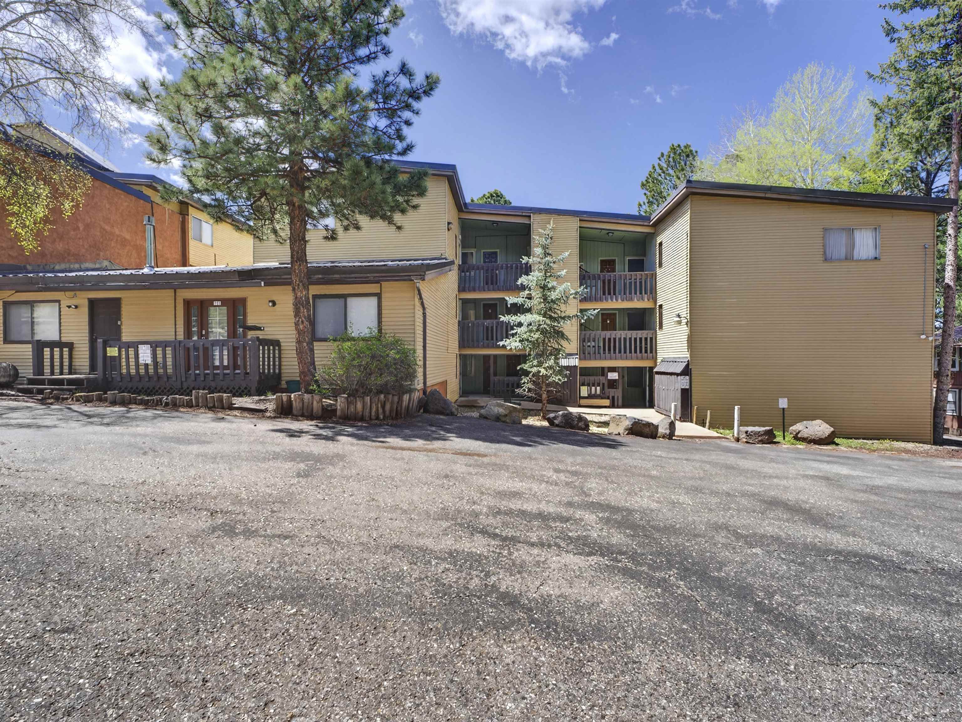 14 Jackson Hole Rd Unit: #A-104
