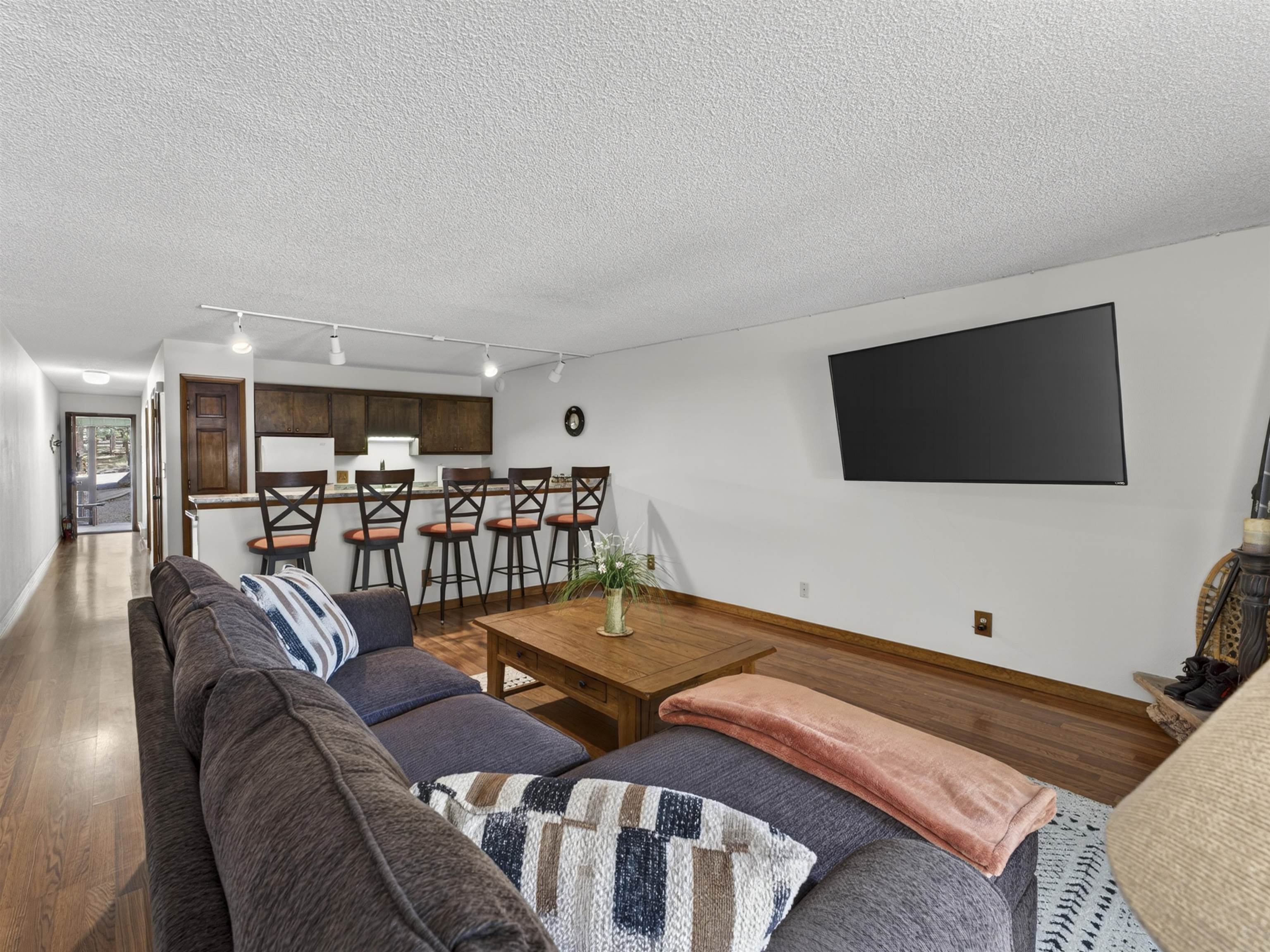 14 Jackson Hole Rd Unit: #A-104