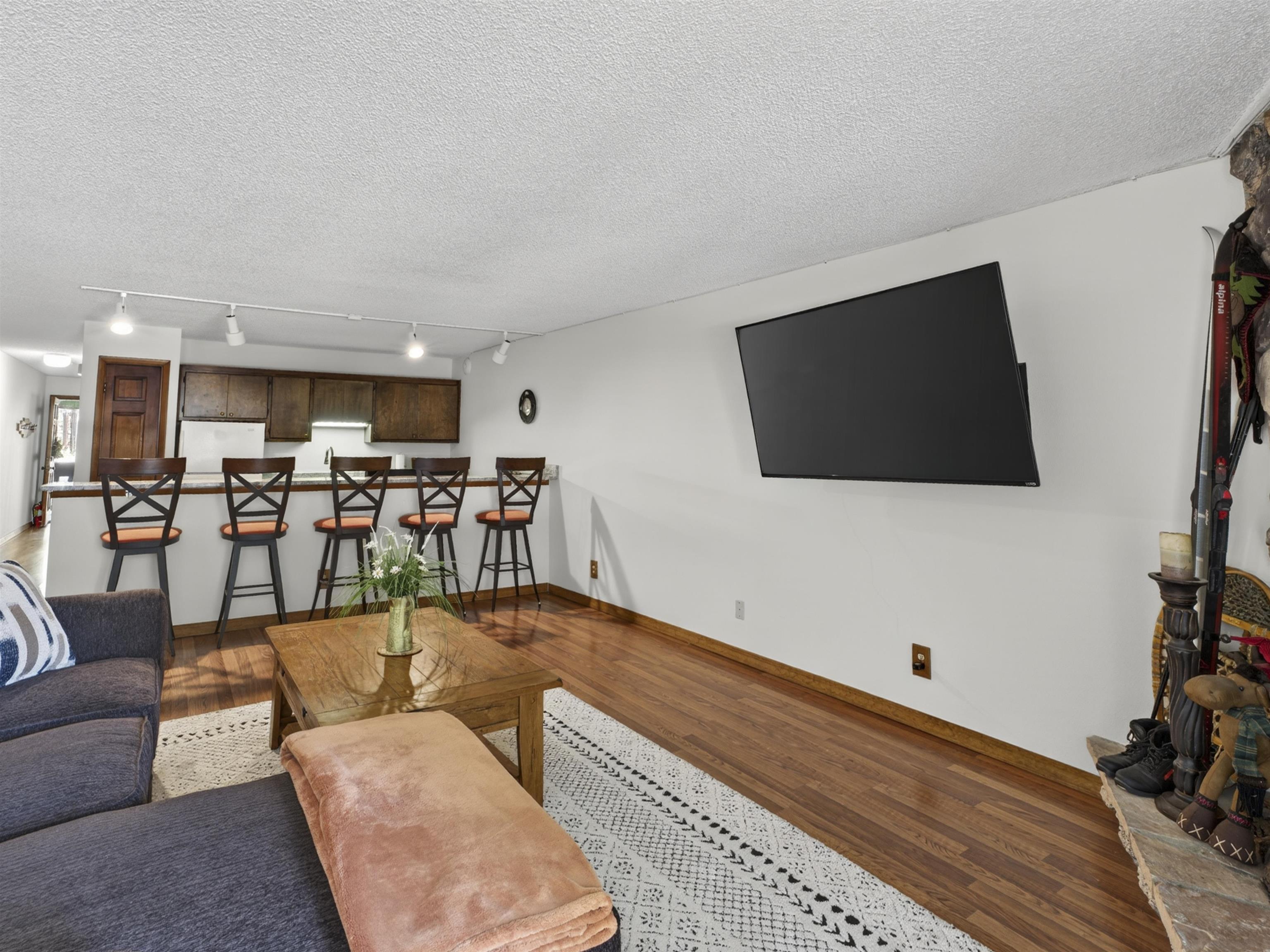 14 Jackson Hole Rd Unit: #A-104