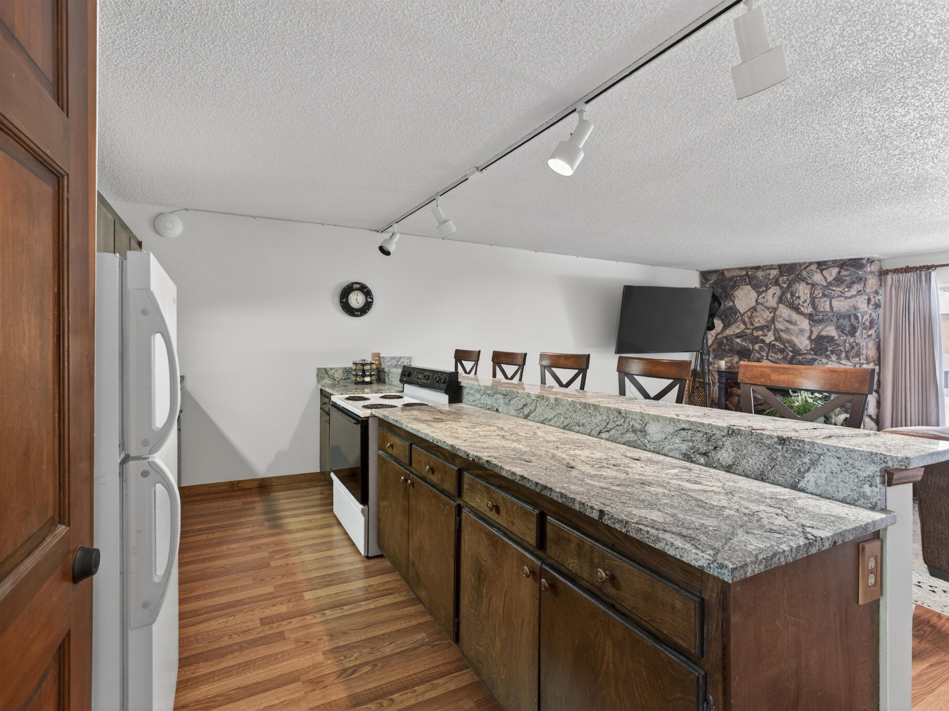 14 Jackson Hole Rd Unit: #A-104