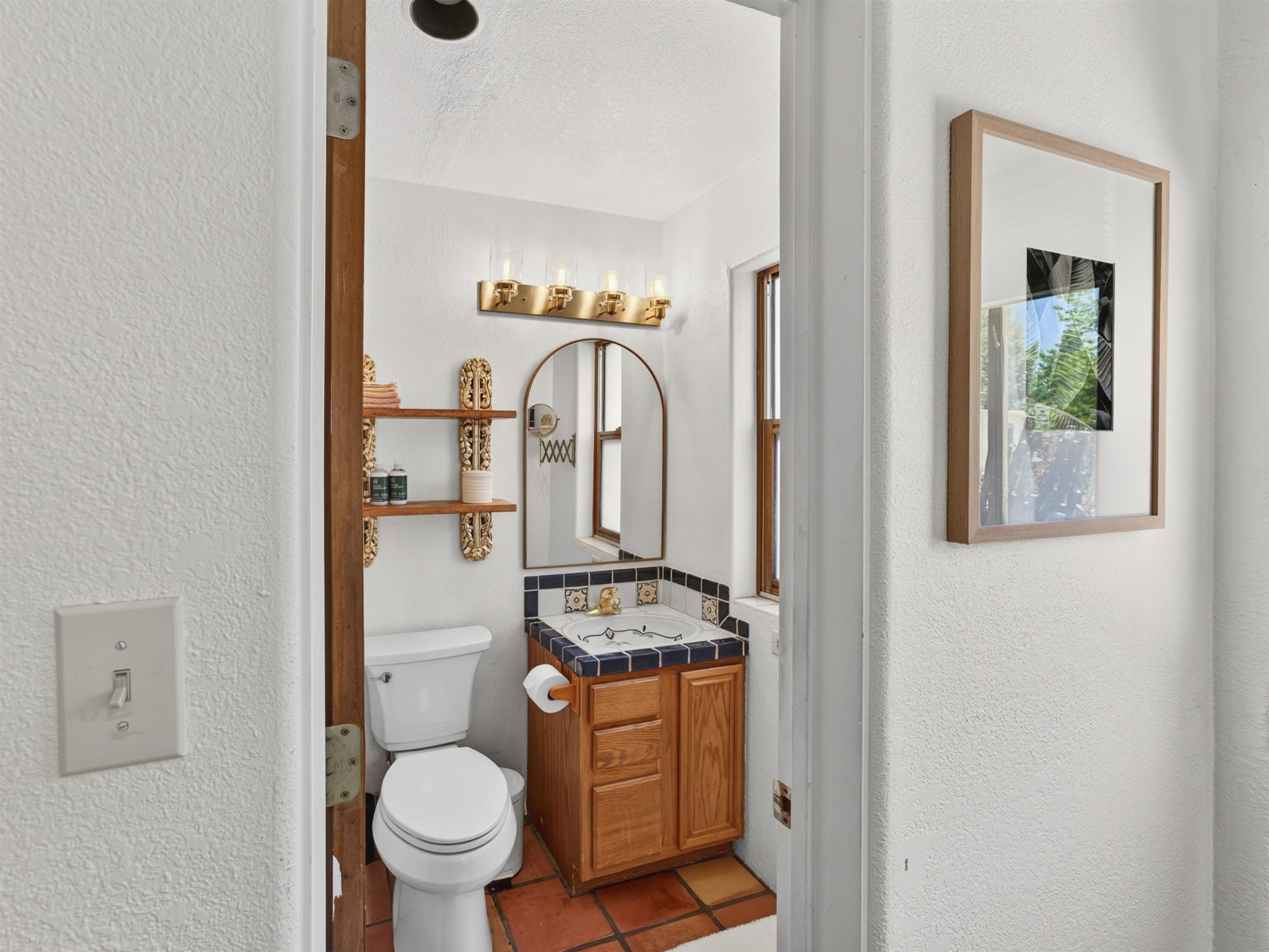 114 Las Cruces Rd Unit: F