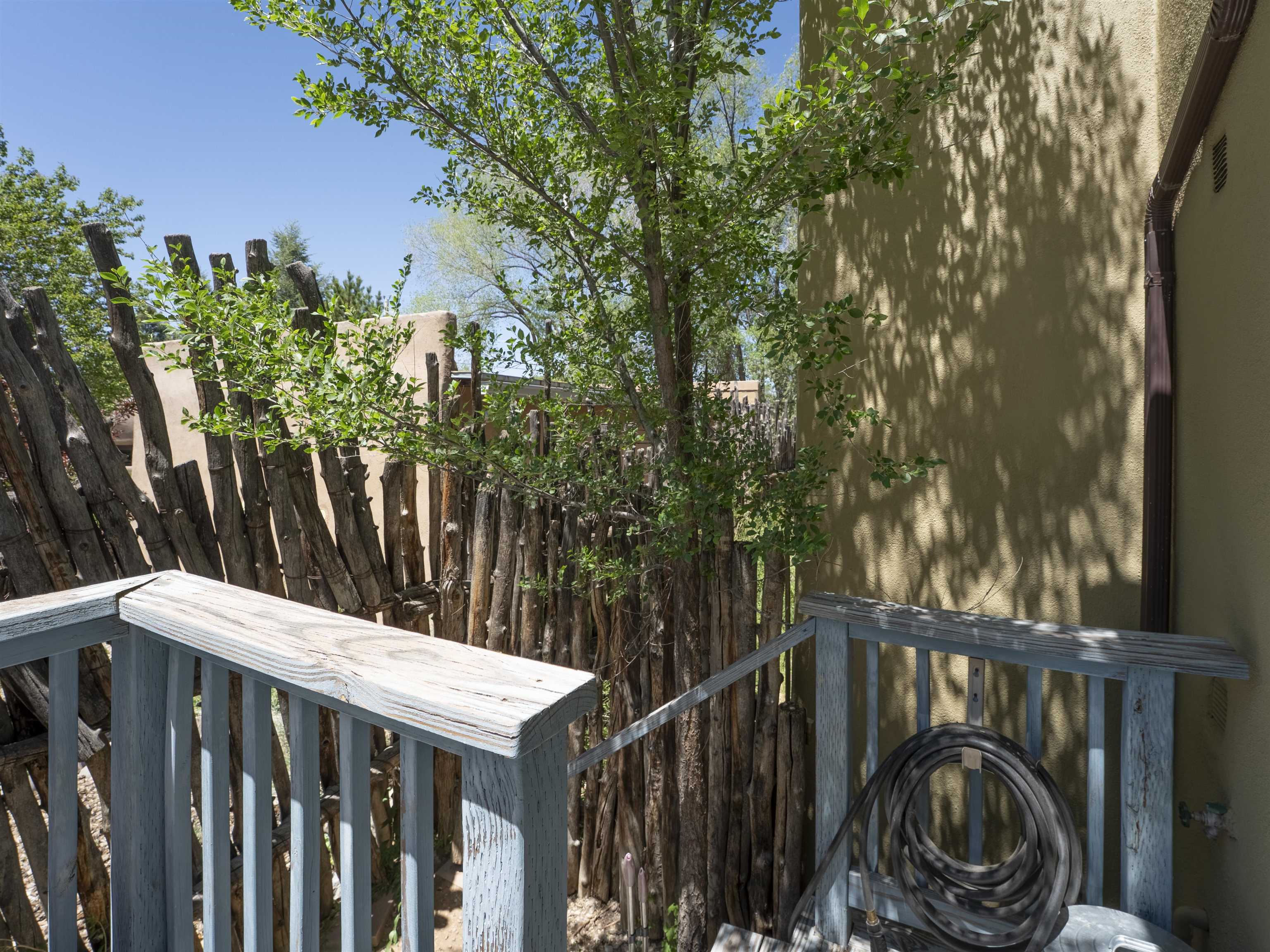 114 Las Cruces Rd Unit: F