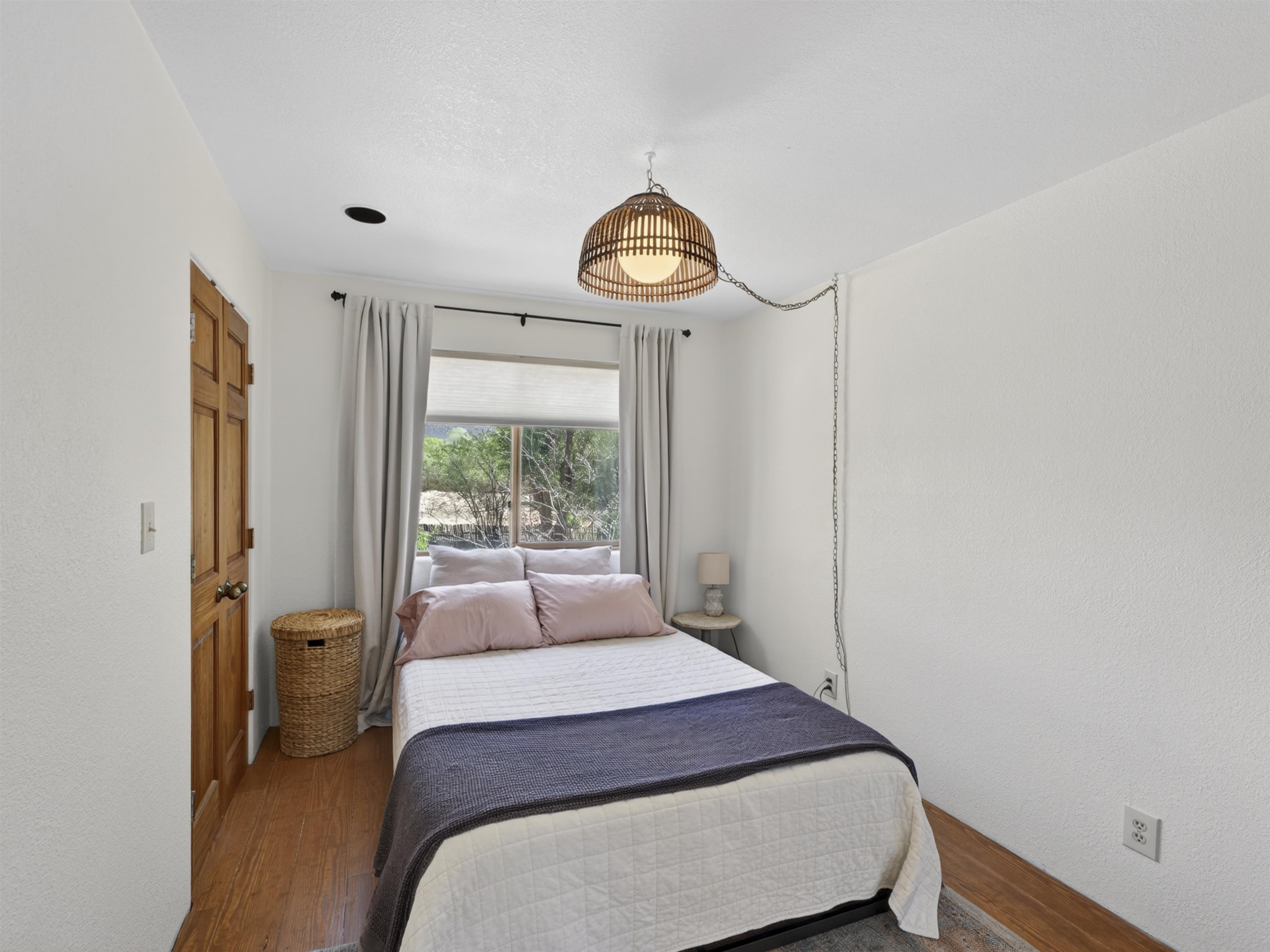 114 Las Cruces Rd Unit: F
