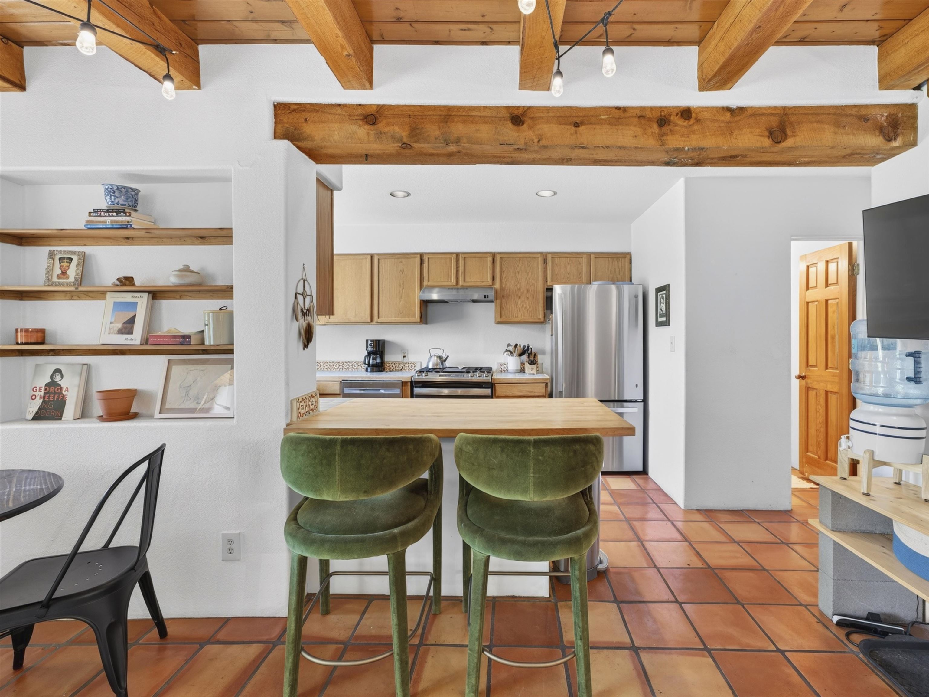 114 Las Cruces Rd Unit: F