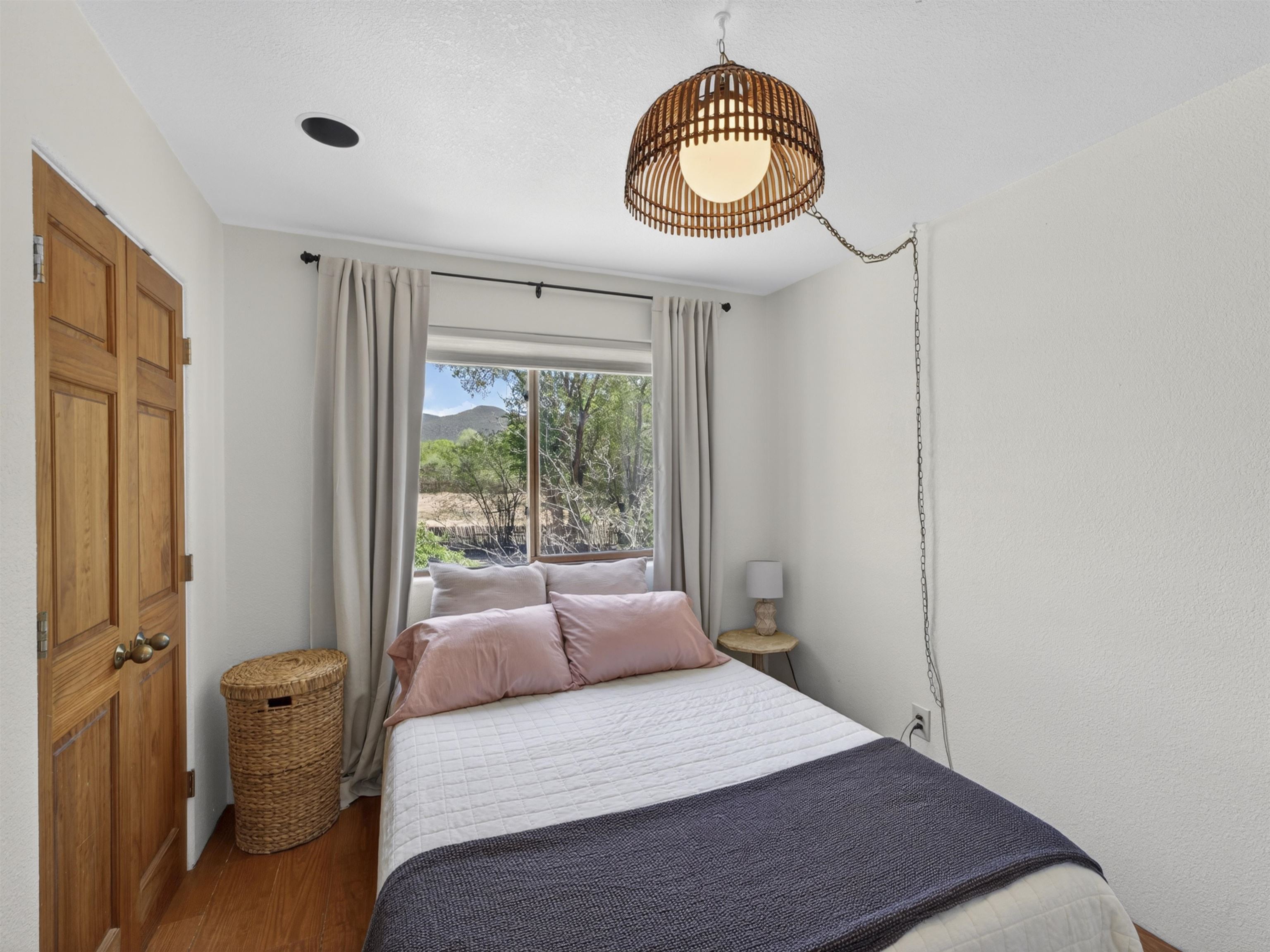 114 Las Cruces Rd Unit: F