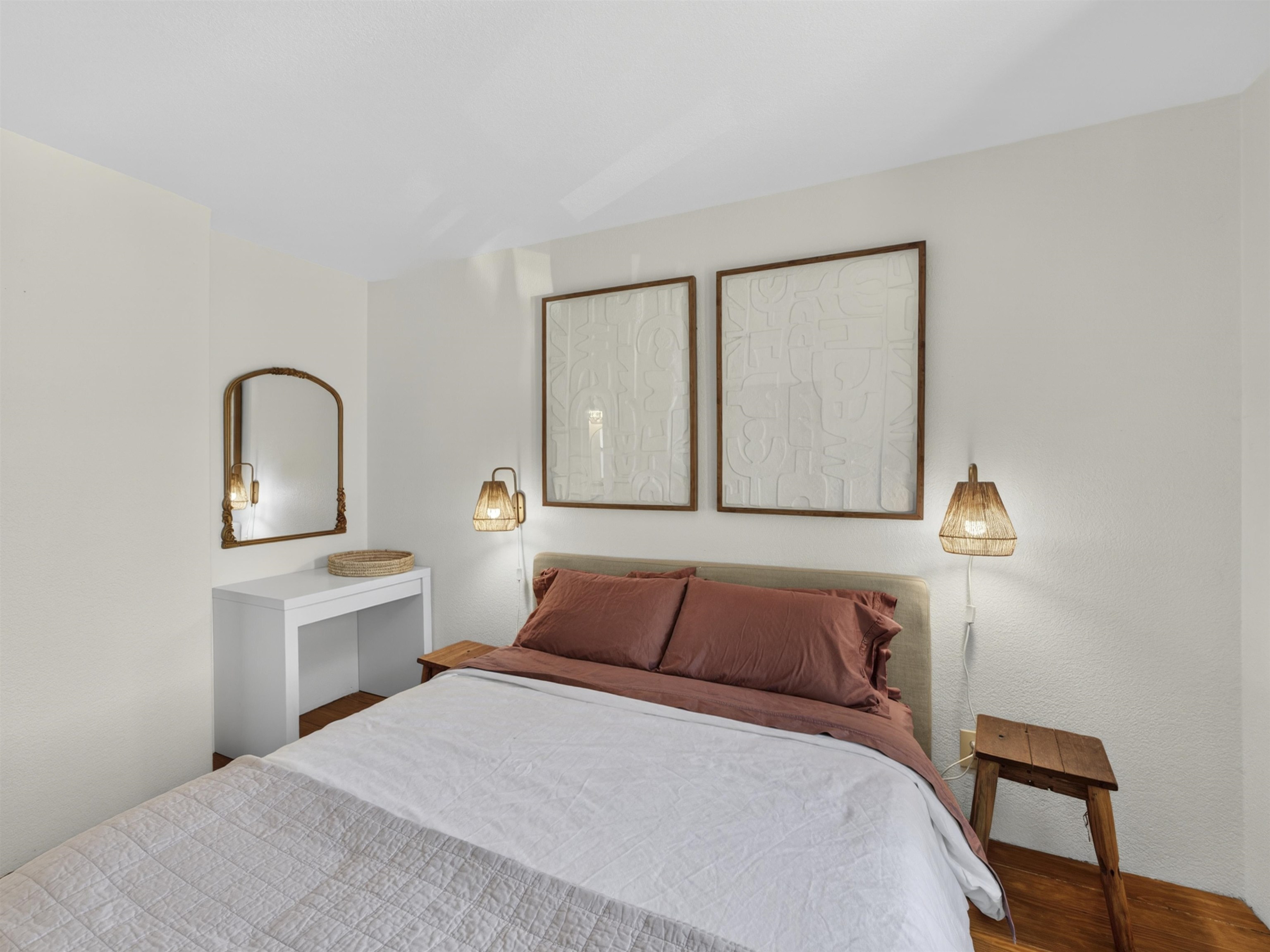 114 Las Cruces Rd Unit: F