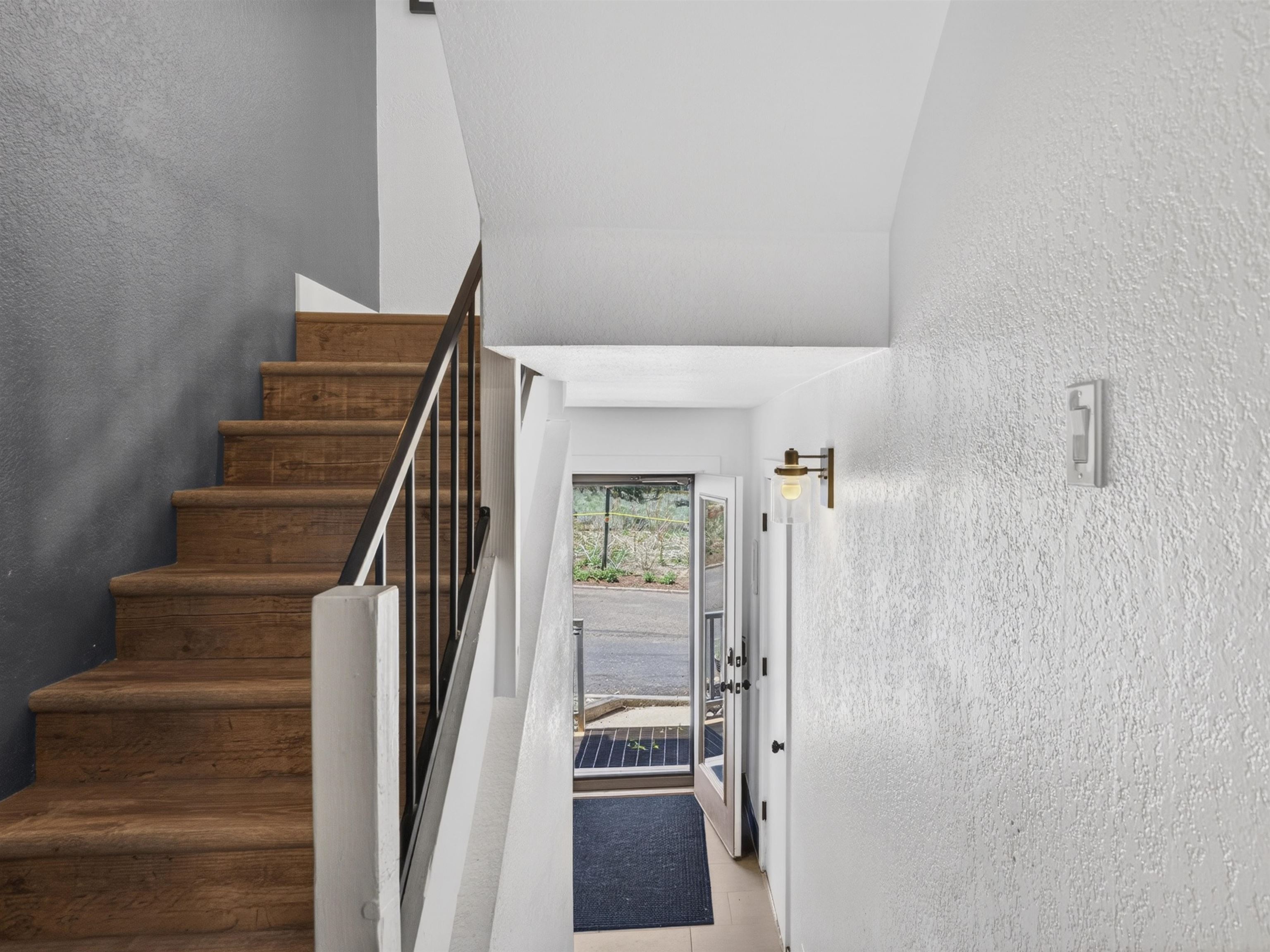 50 Vail Ave Bldg 5 2 Unit: 5-2