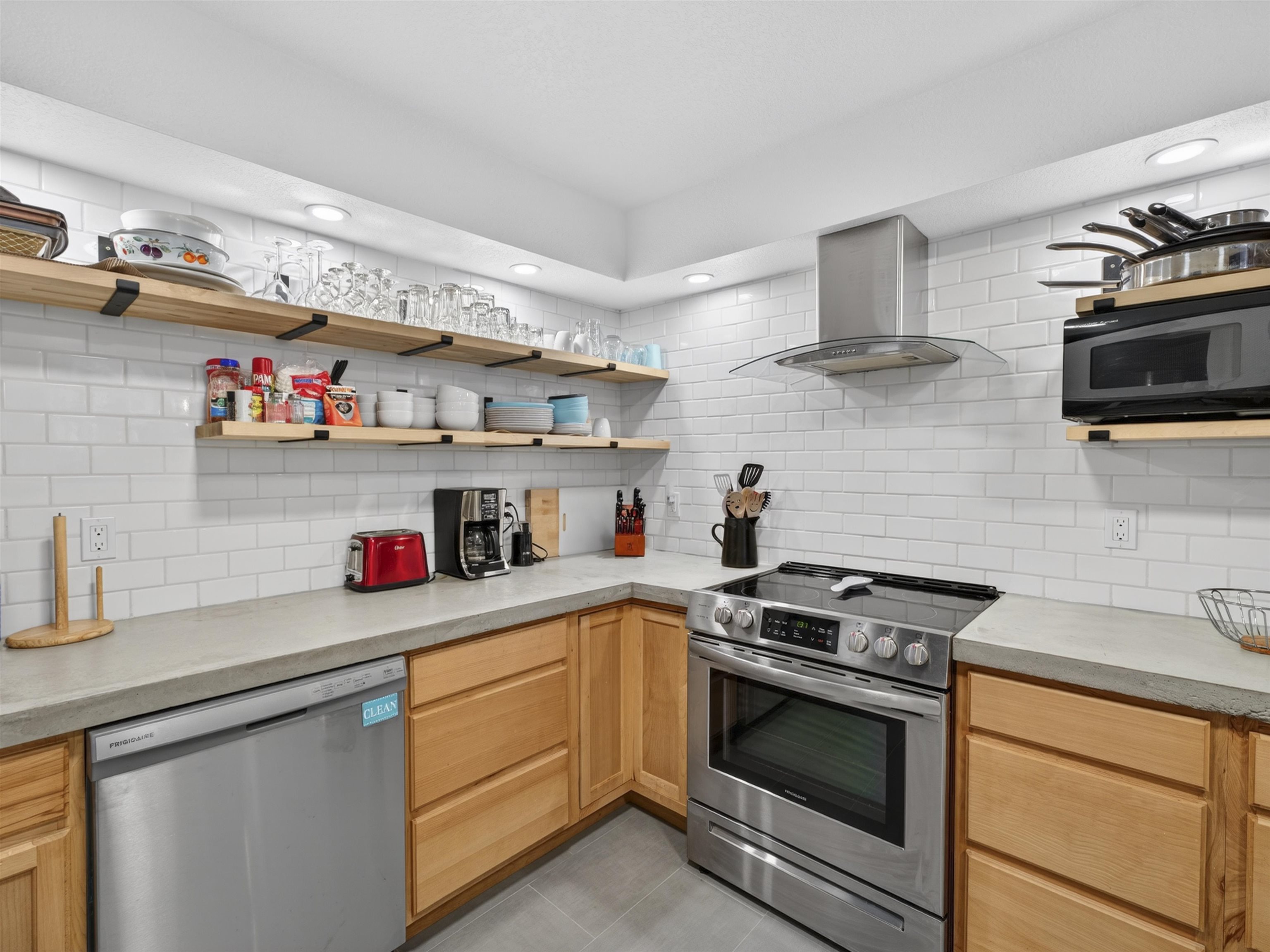 50 Vail Ave Bldg 5 2 Unit: 5-2