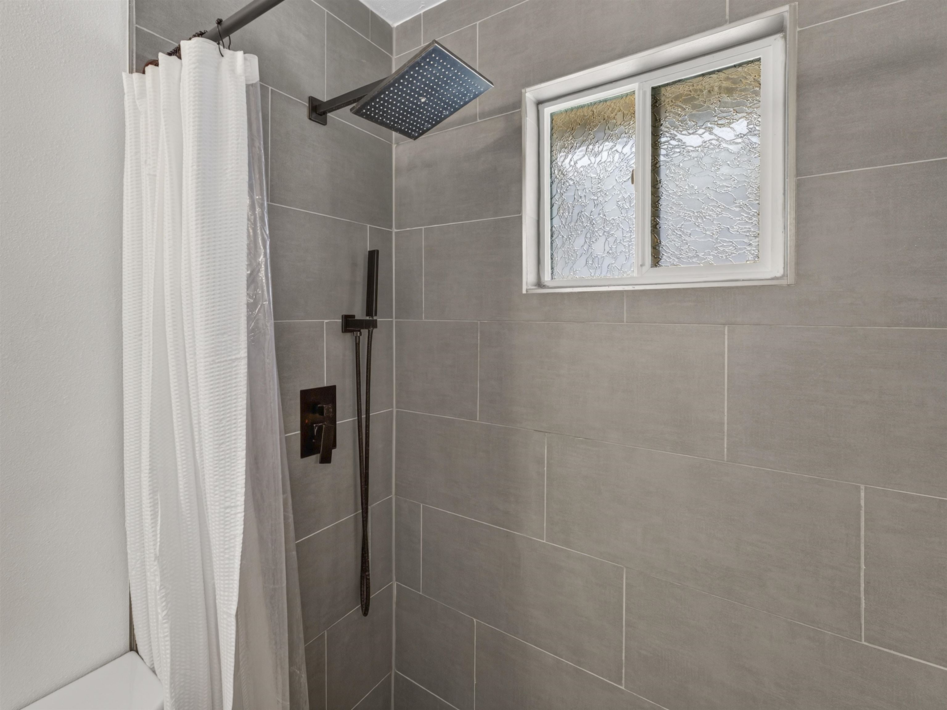 50 Vail Ave Bldg 5 2 Unit: 5-2