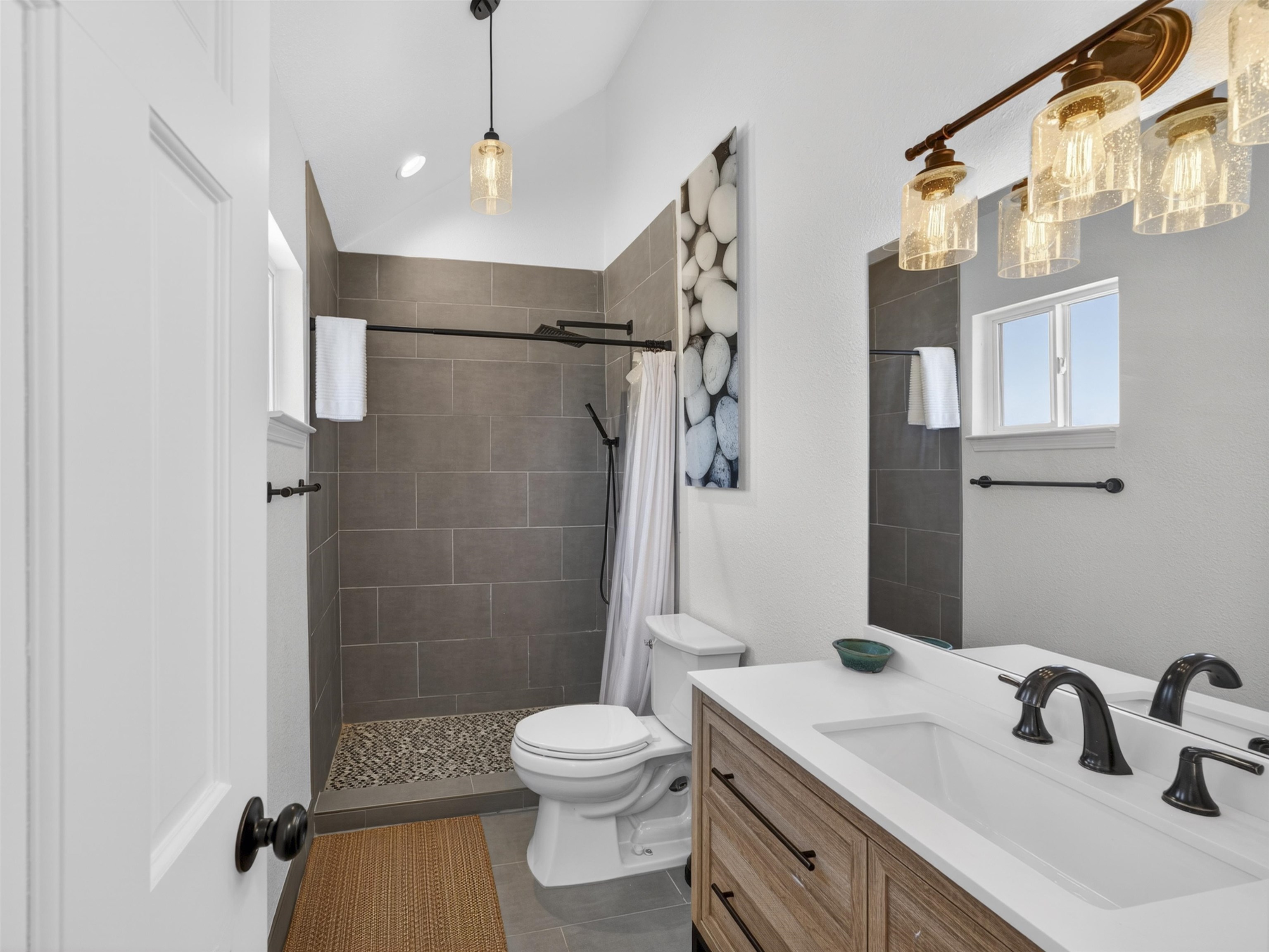 50 Vail Ave Bldg 5 2 Unit: 5-2