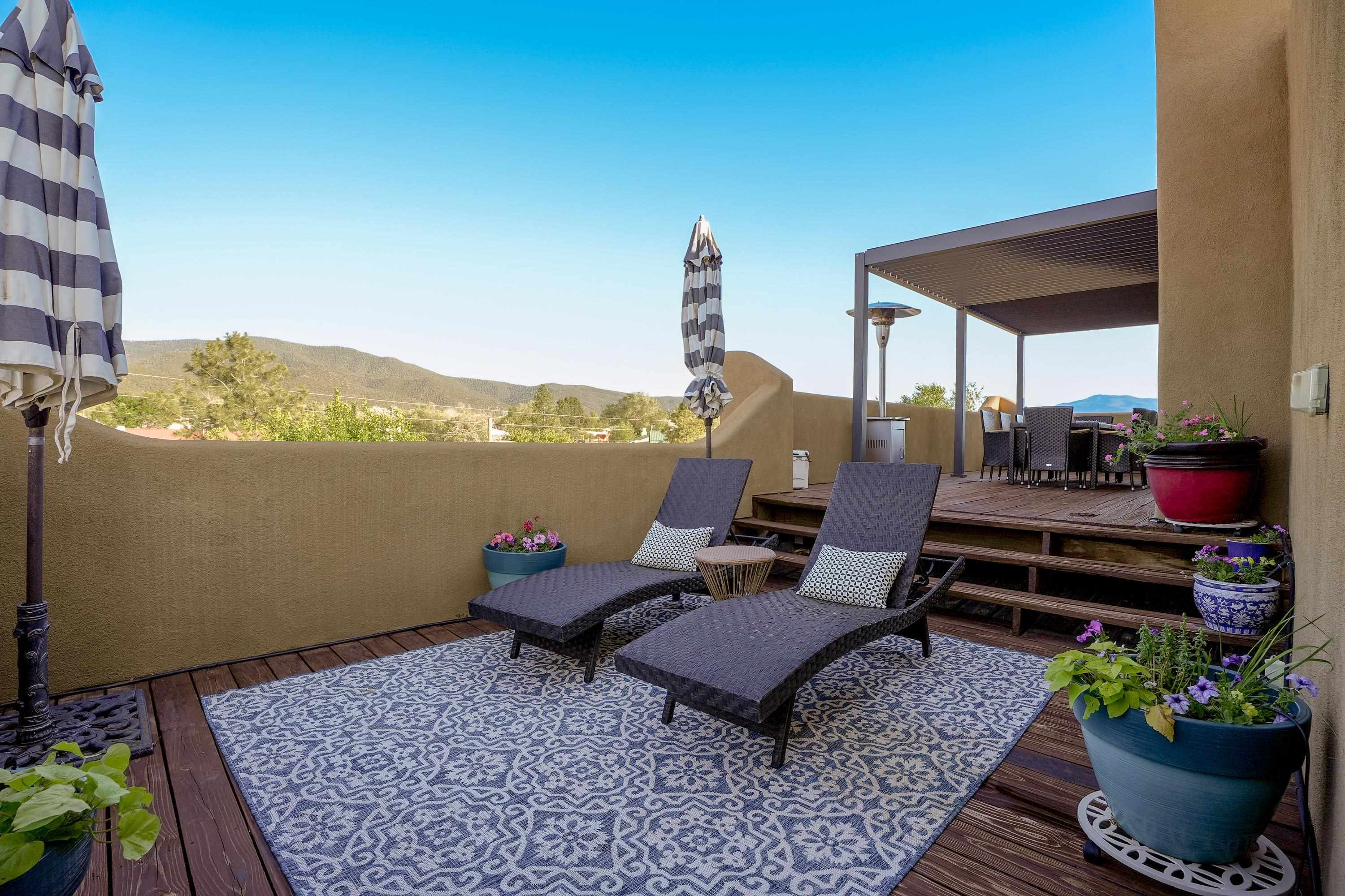 326 Cruz Alta Road