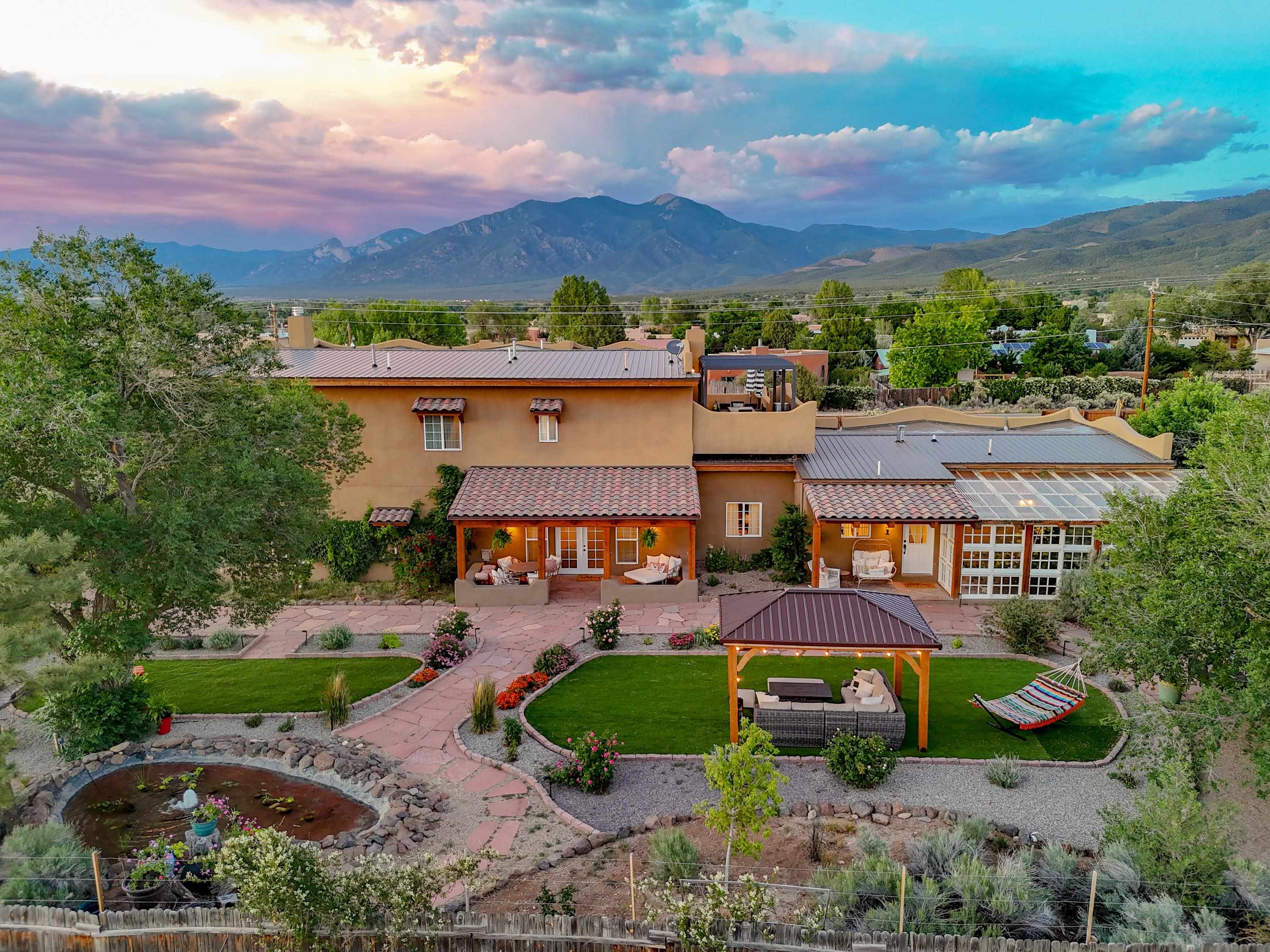 326 Cruz Alta Road