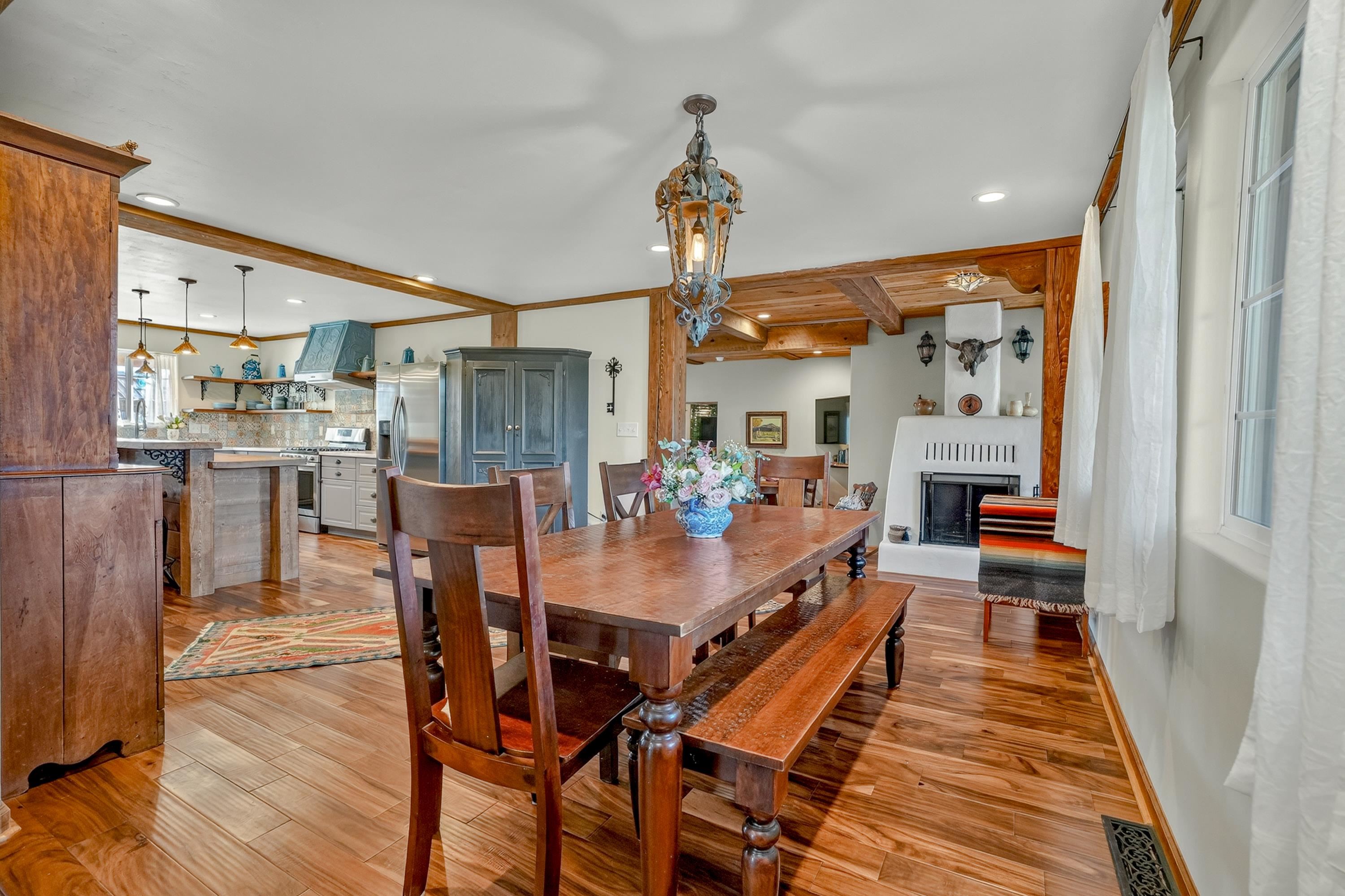 326 Cruz Alta Road