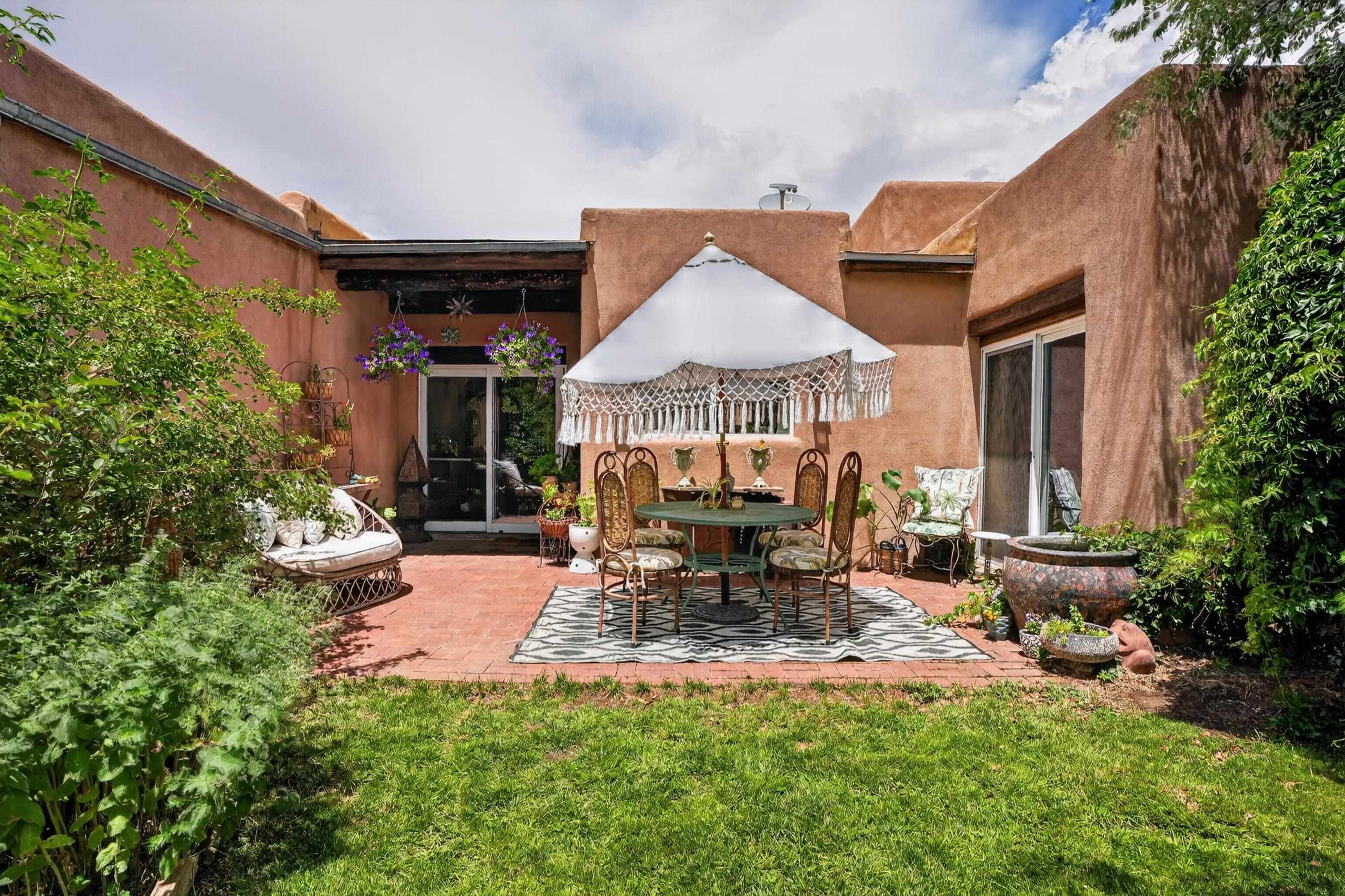 523 San Geronimo Rd Unit 1