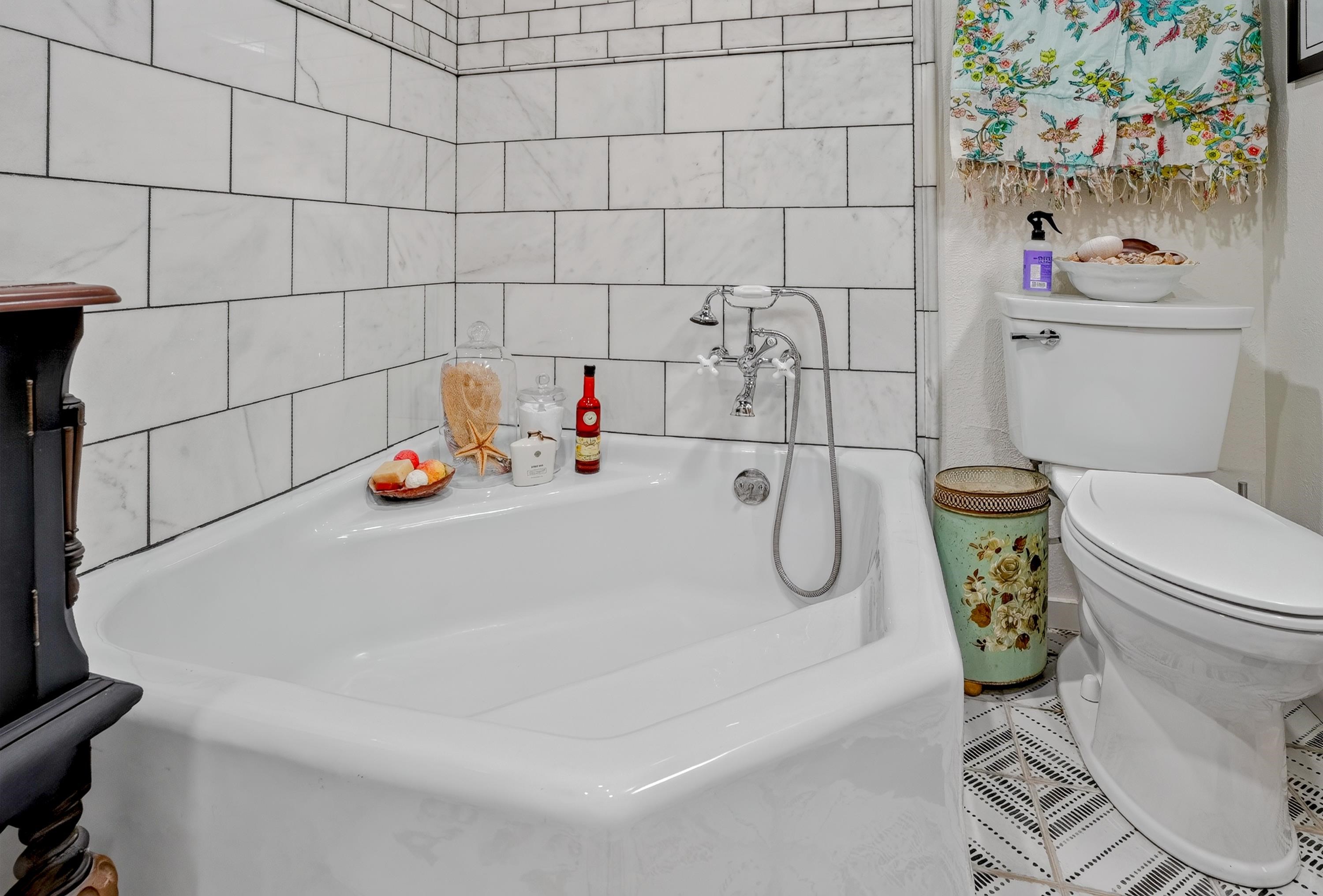 523 San Geronimo Rd Unit 1