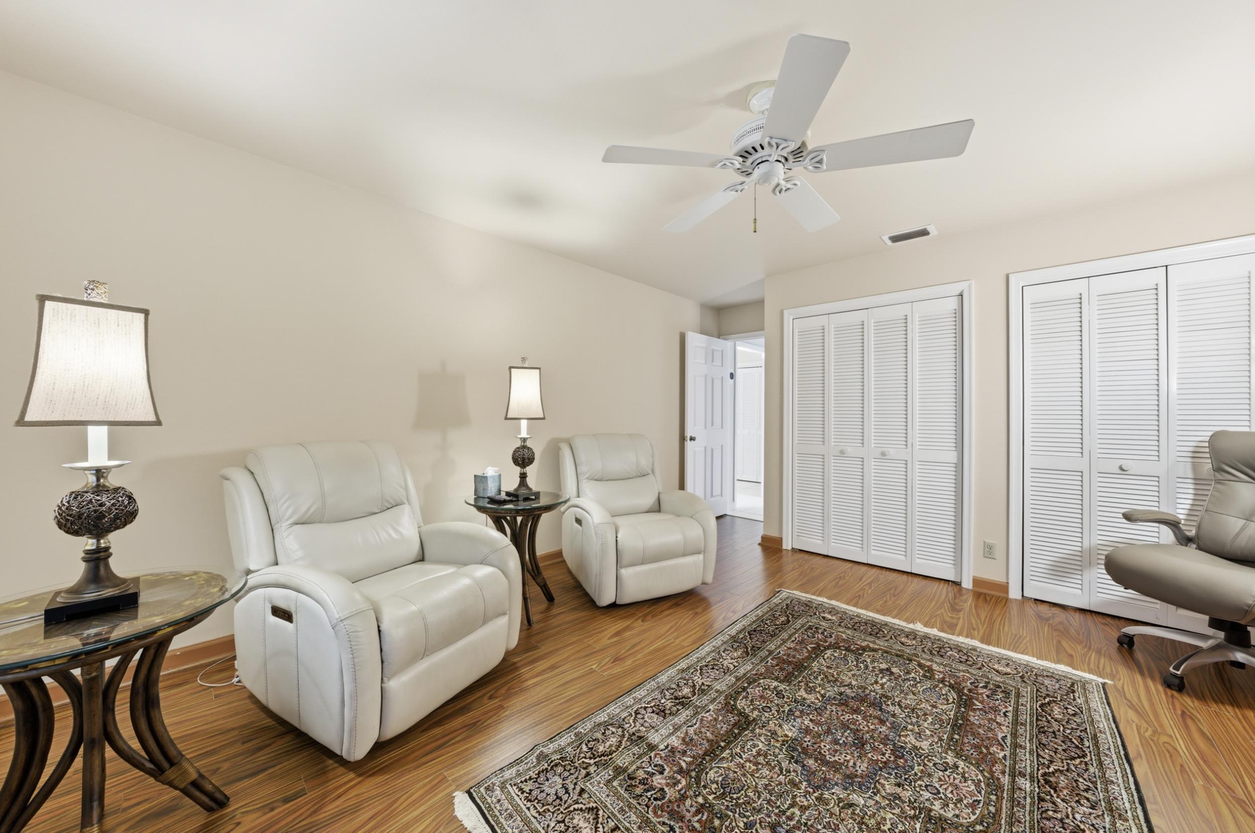 18546 Lake Bend Drive