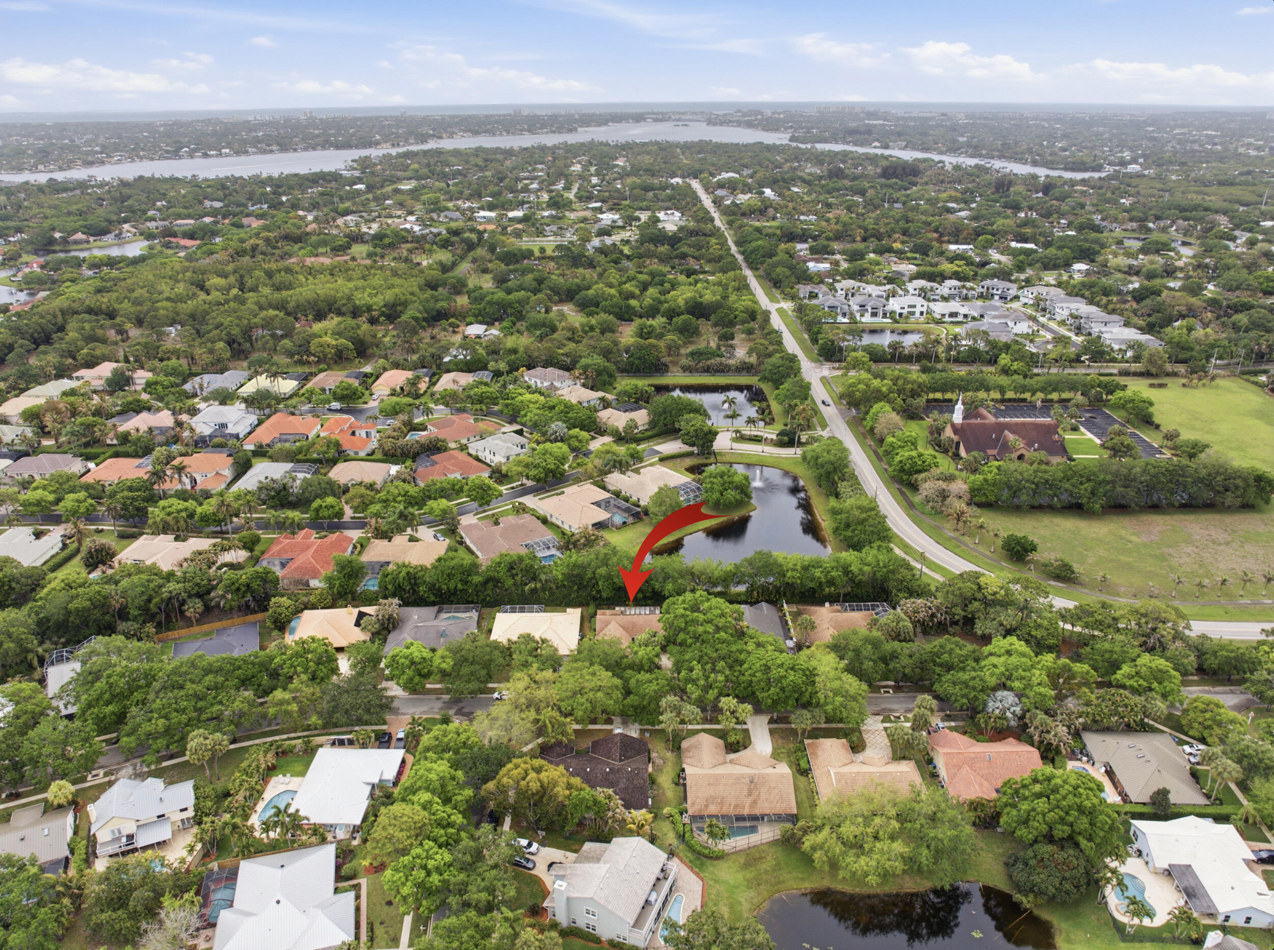 18546 Lake Bend Drive