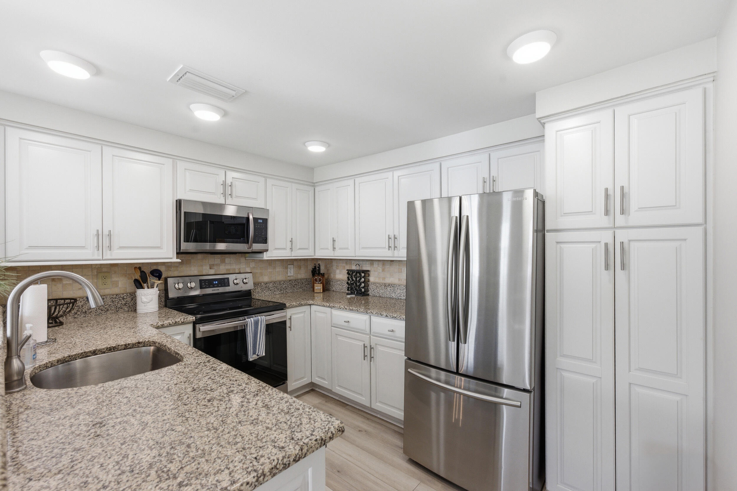 109 Mainsail Circle