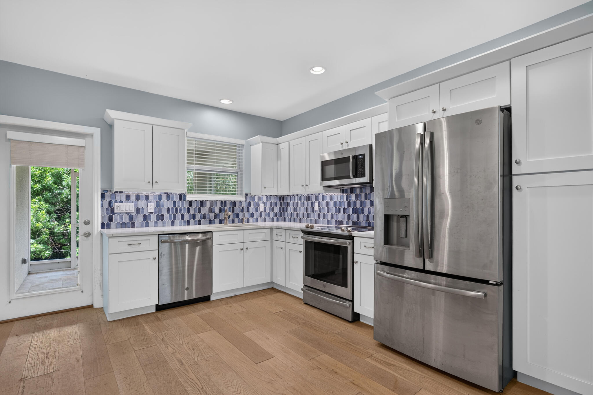 12323 N 150TH Court N, Farms
