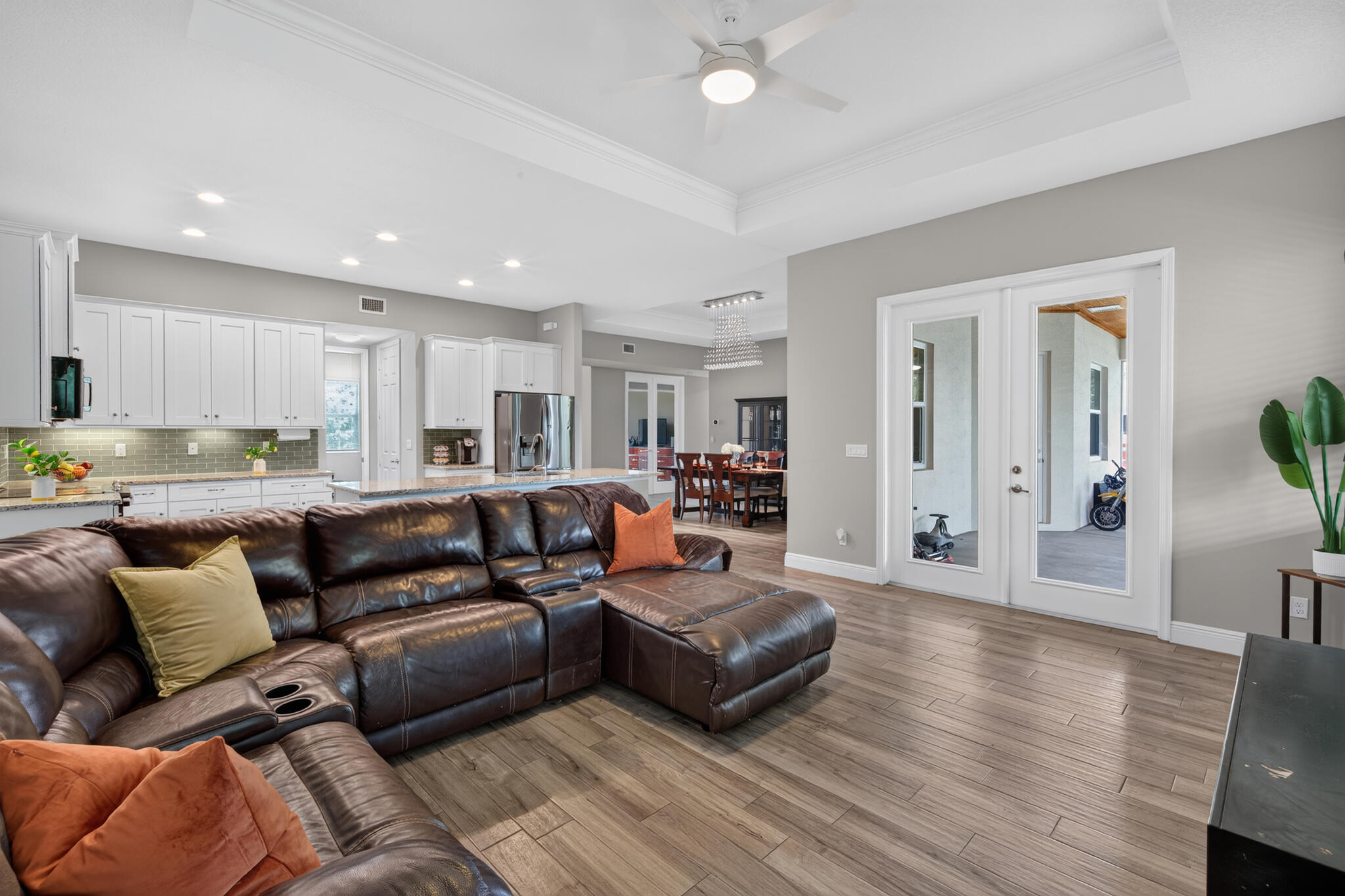 12323 N 150TH Court N, Farms