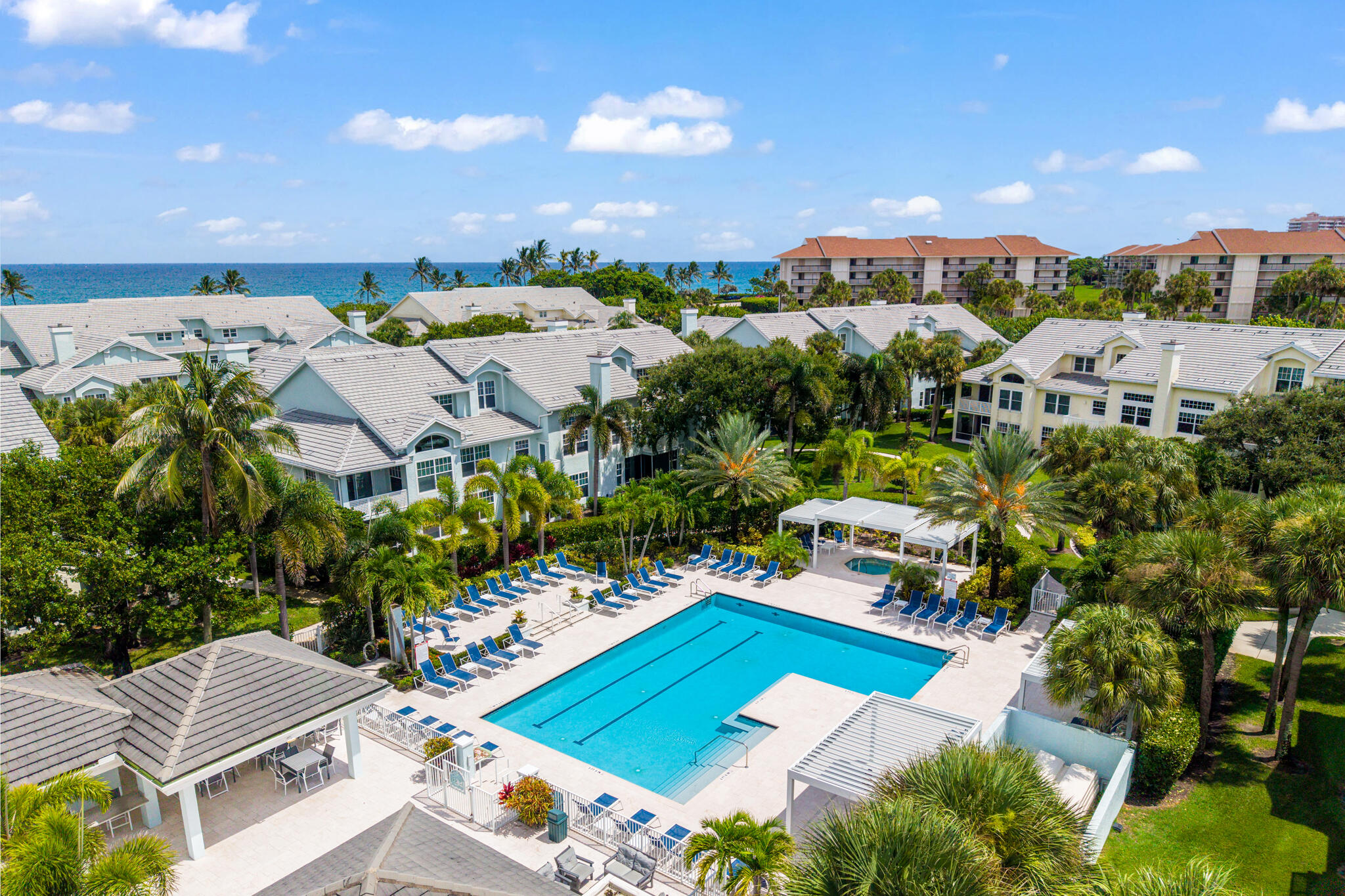 909 Mainsail Circle