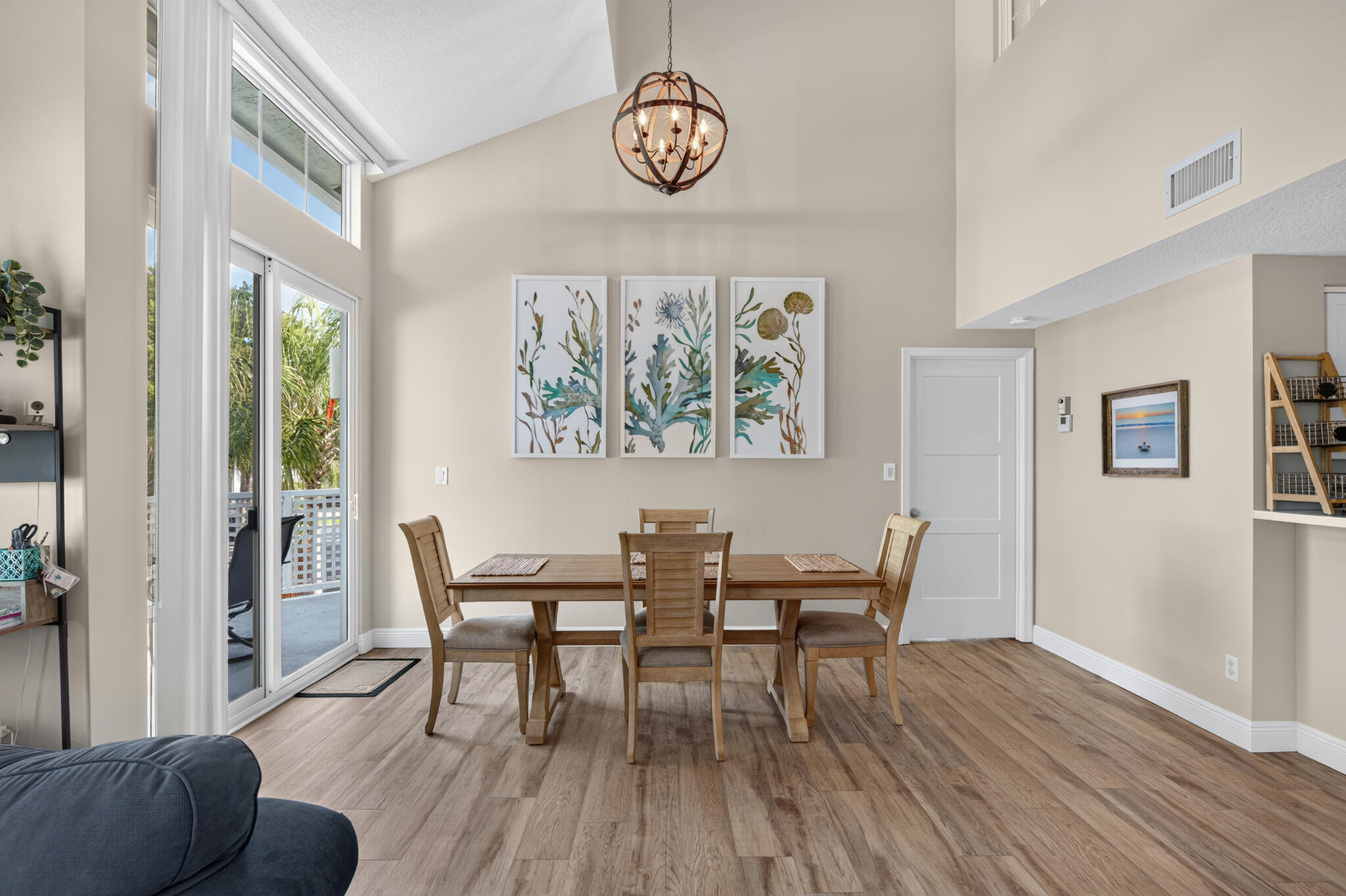 909 Mainsail Circle