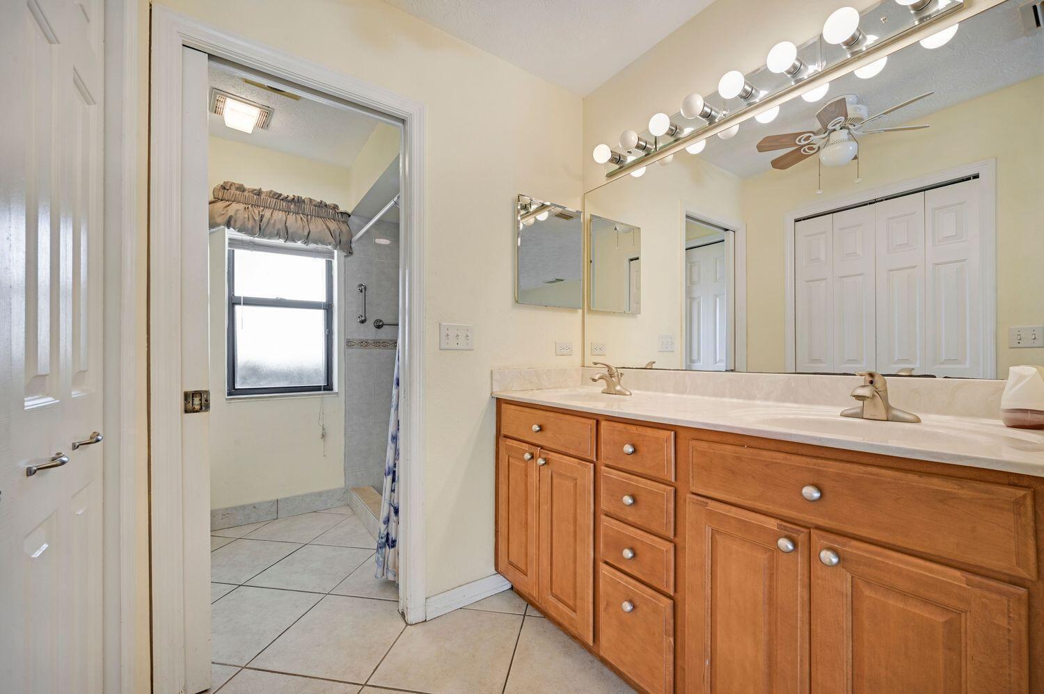 350 NE Gulfstream Avenue