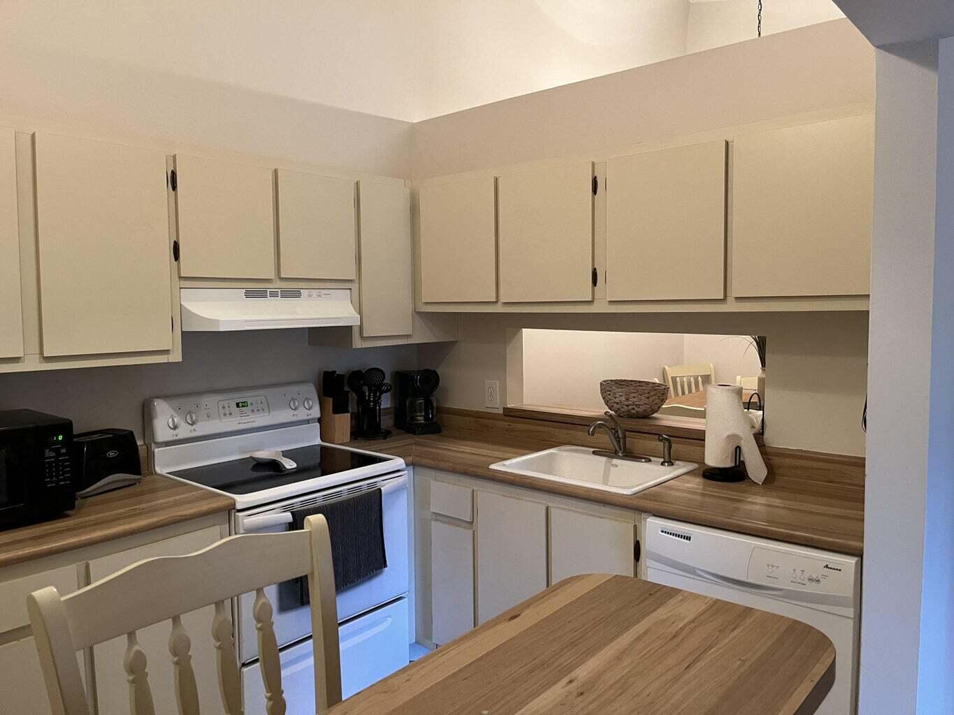 6327 Chasewood Drive G