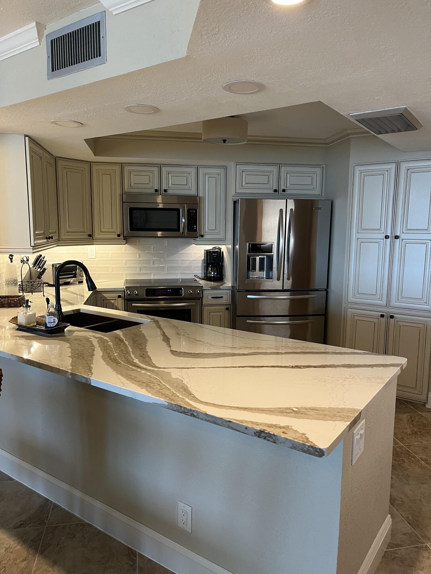 9500 S Ocean Drive 1205