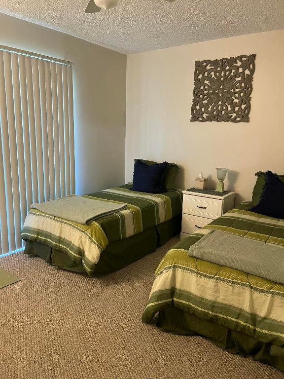 6327 Chasewood Drive G, Jupiter Unit: G